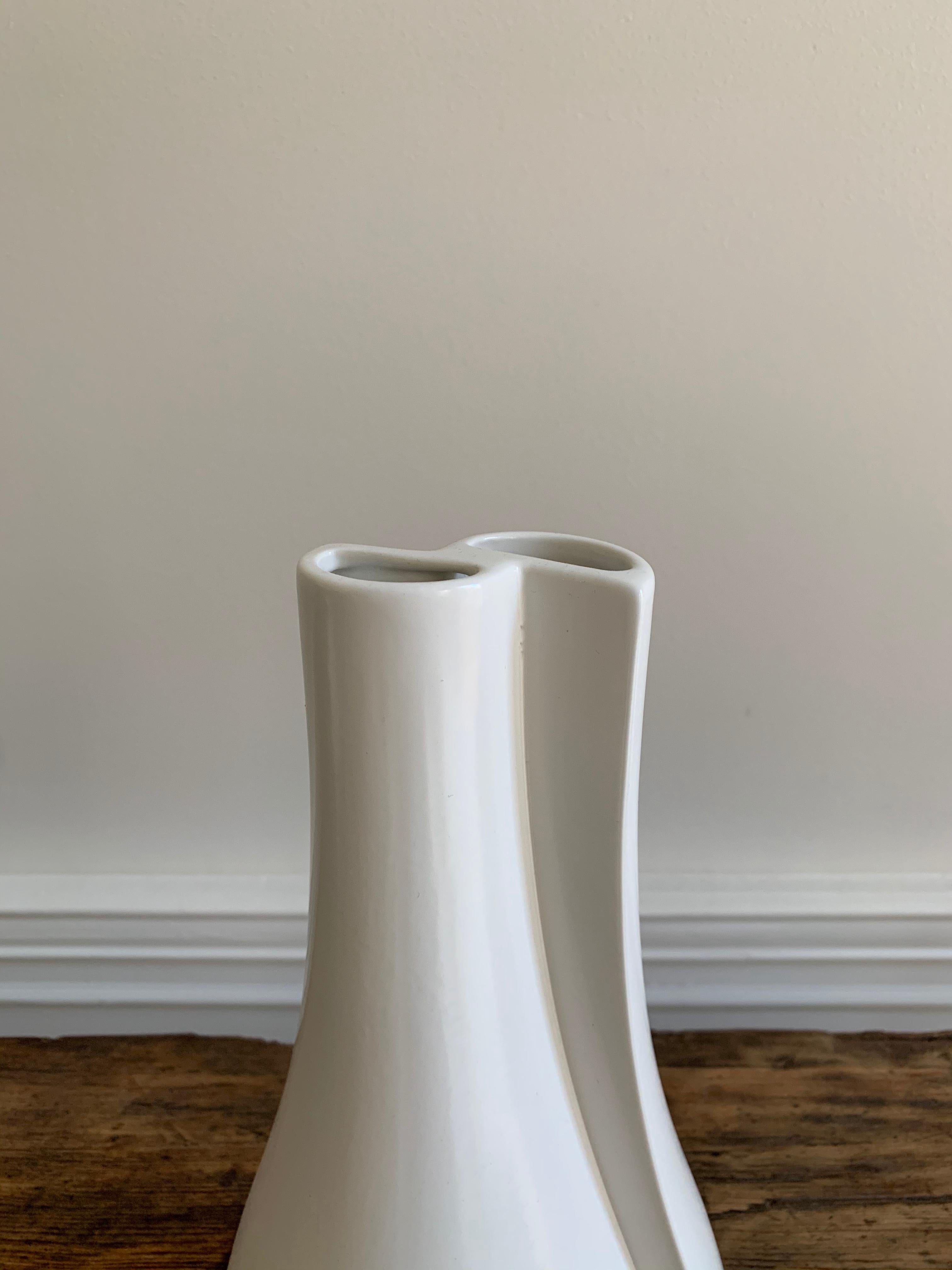 Scandinavian Modern Wilhelm Kåge Surrea Vase for Gustavsberg Sweden, 1940s