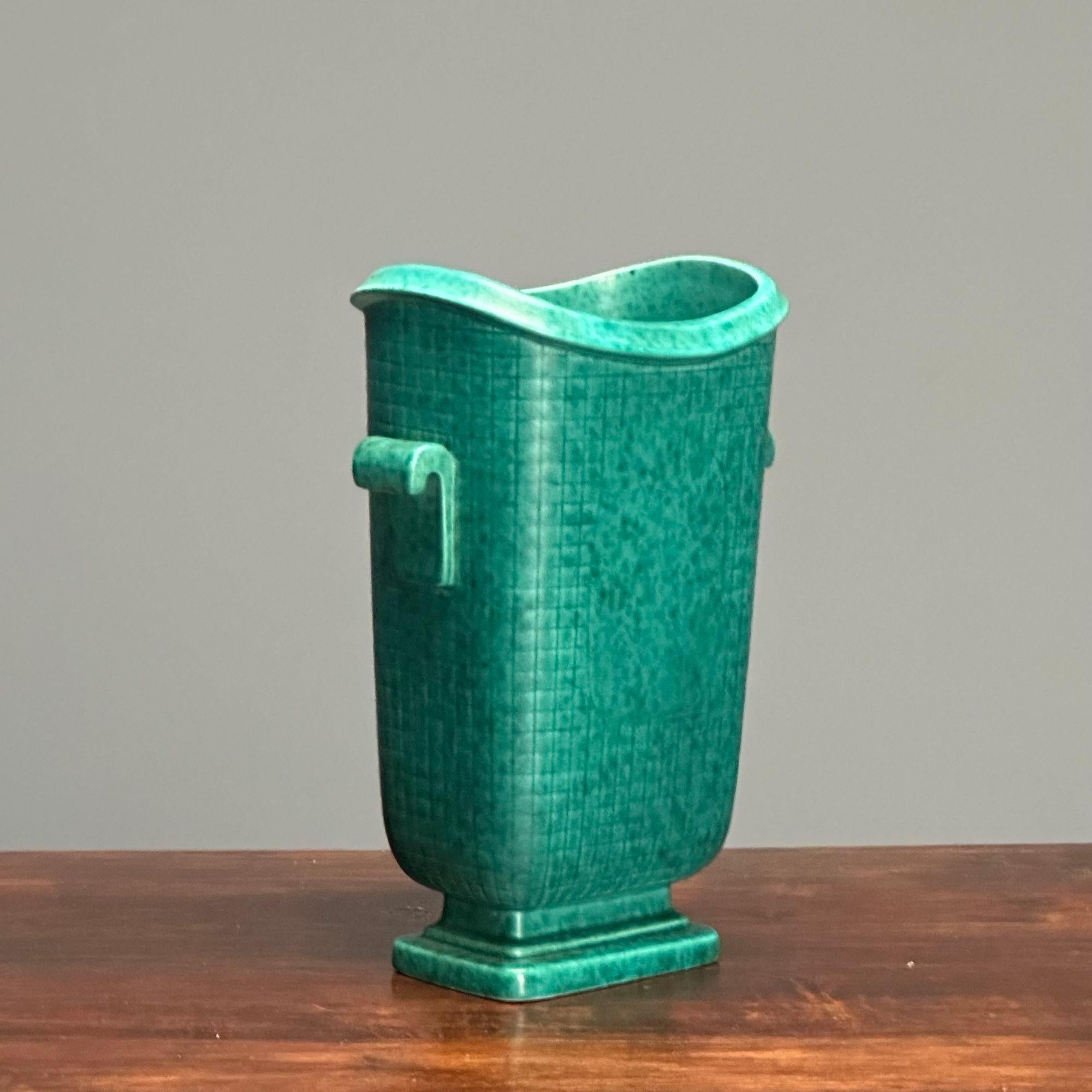 Wilhelm Kage, Swedish Mid-Century Modern, Vase, Glazed Stoneware, Argenta, 1960s In Good Condition For Sale In Stamford, CT