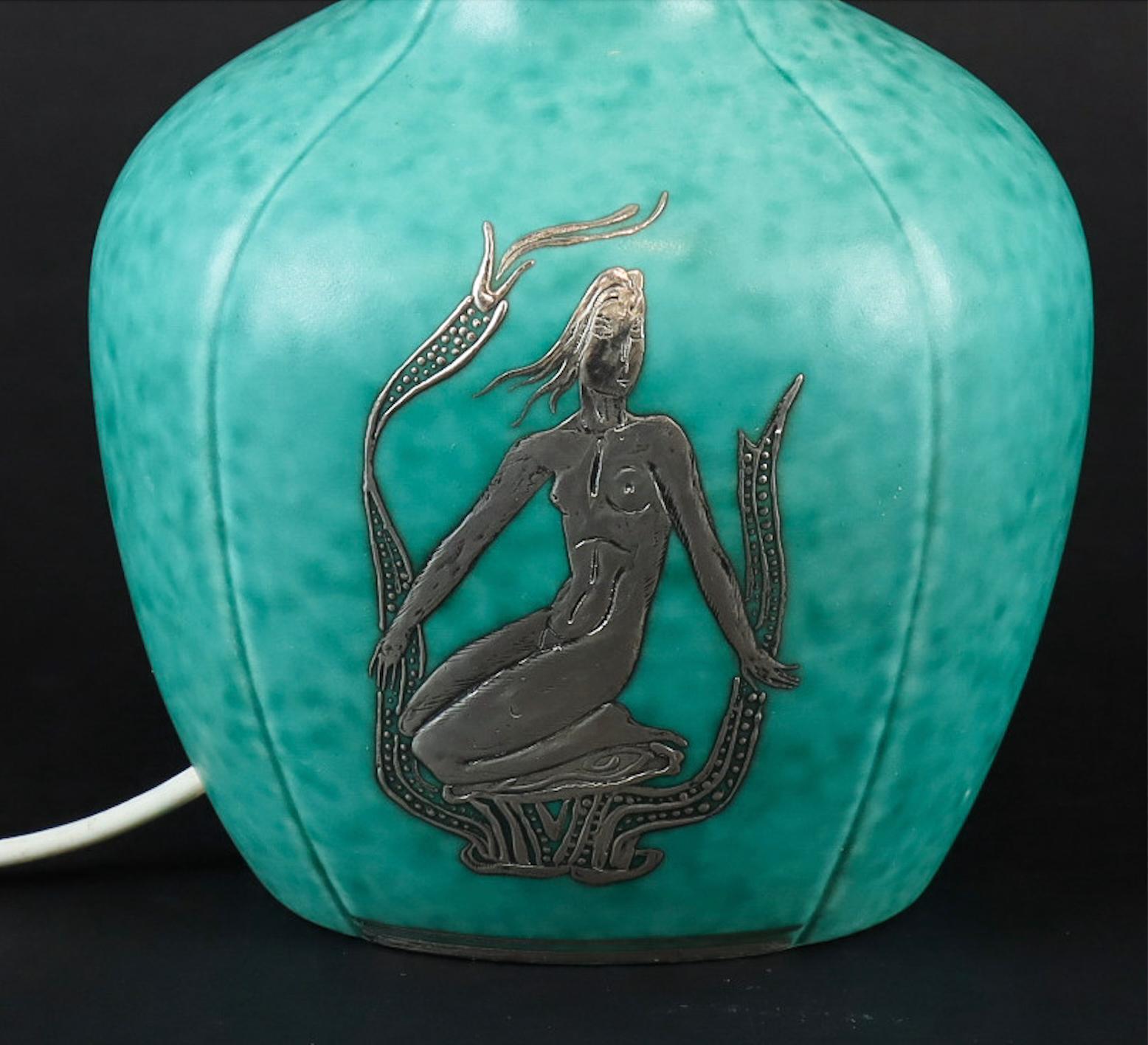 20ième siècle Lampe de table Wilhelm Kage argenta par Gustavsberg Suède 1950 Signée en vente