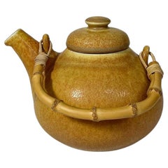 Teiera Wilhelm Kage KAPA Gustavsberg Manico in bambù anni '50