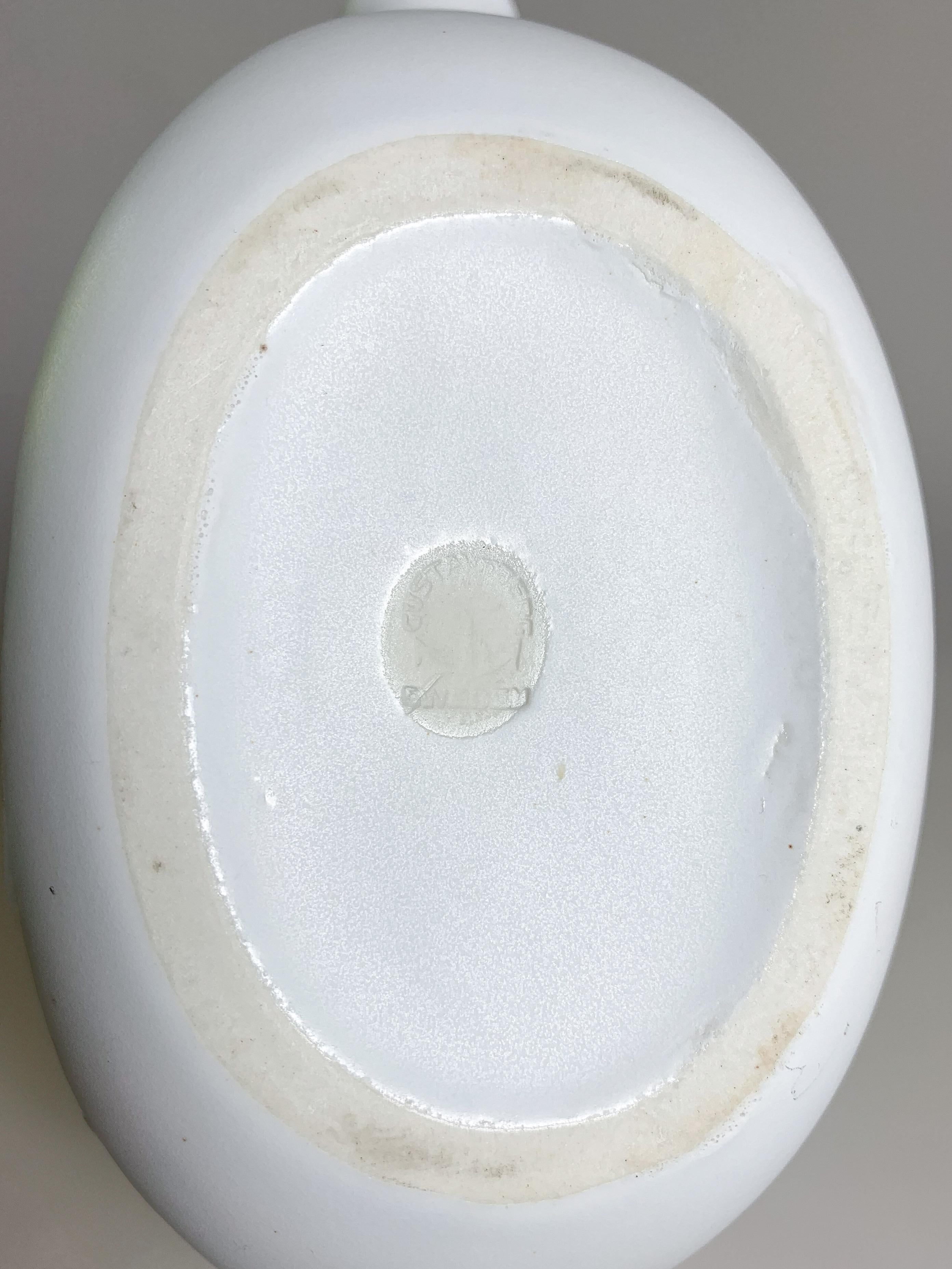Wilhelm Kage Vaga Wave Bowl Gustavsberg Sweden 1940s Kåge Stoneware Vase In Good Condition For Sale In Basel, BS
