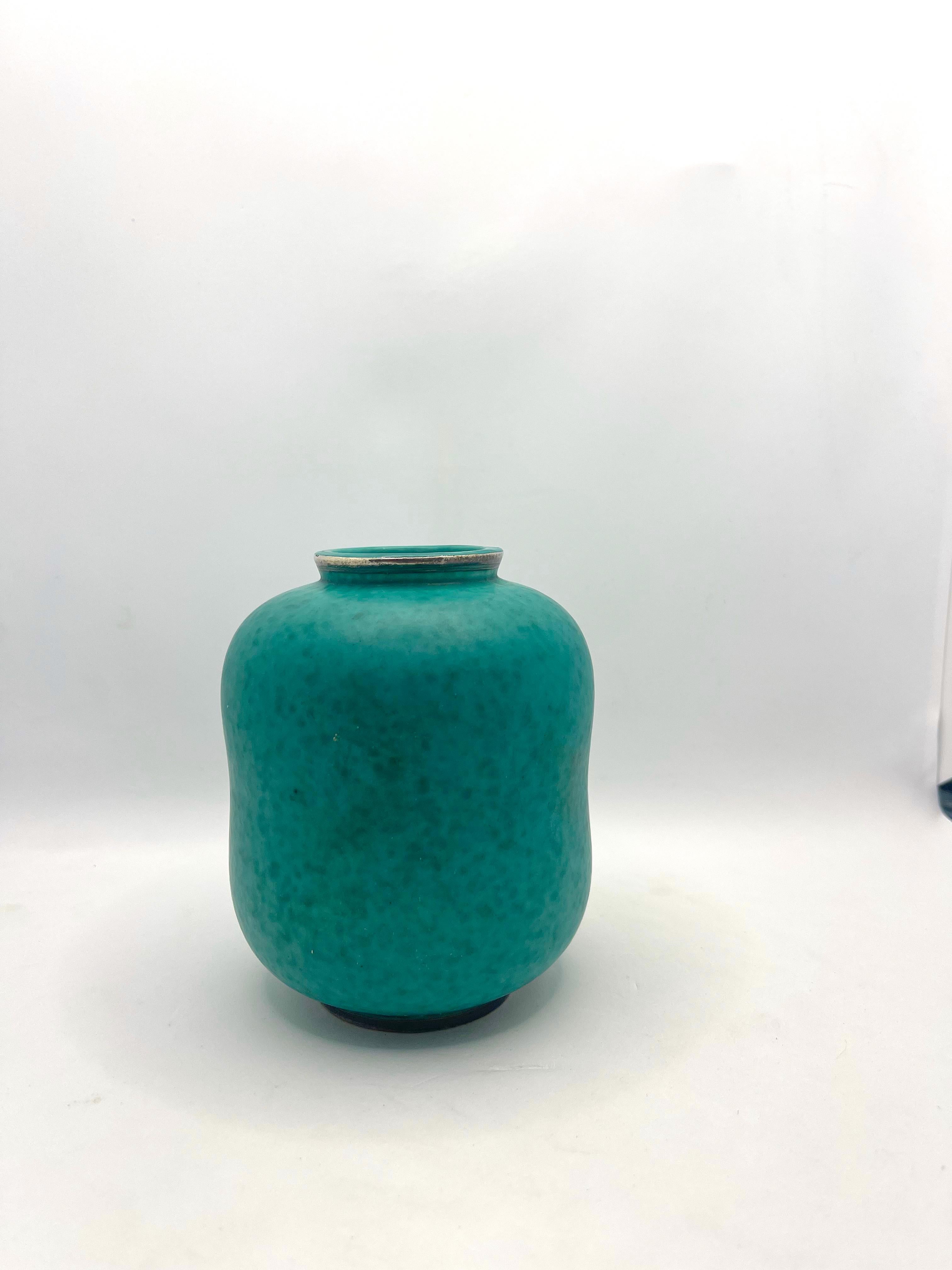 Mid-Century Modern Vase Gustavsberg Suède signé Wilhelm Kage « Argenta », 1950 en vente