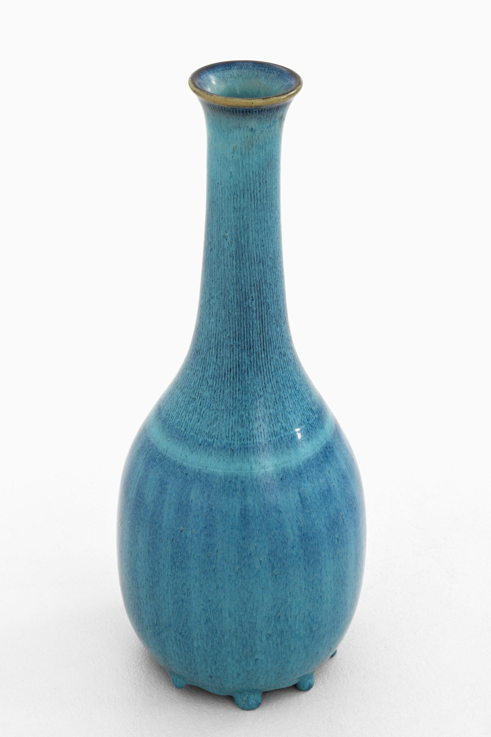 Wilhelm Kåge Vase Model Farsta Produced by Gustavsberg In Good Condition For Sale In Limhamn, Skåne län