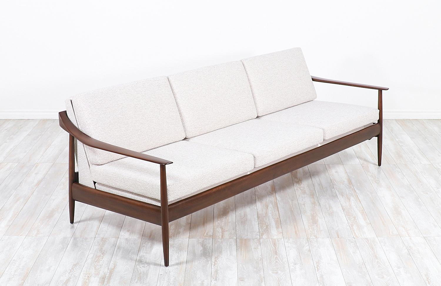 Wilhelm Knoll convertible sofa / daybed for Antimott Knoll.