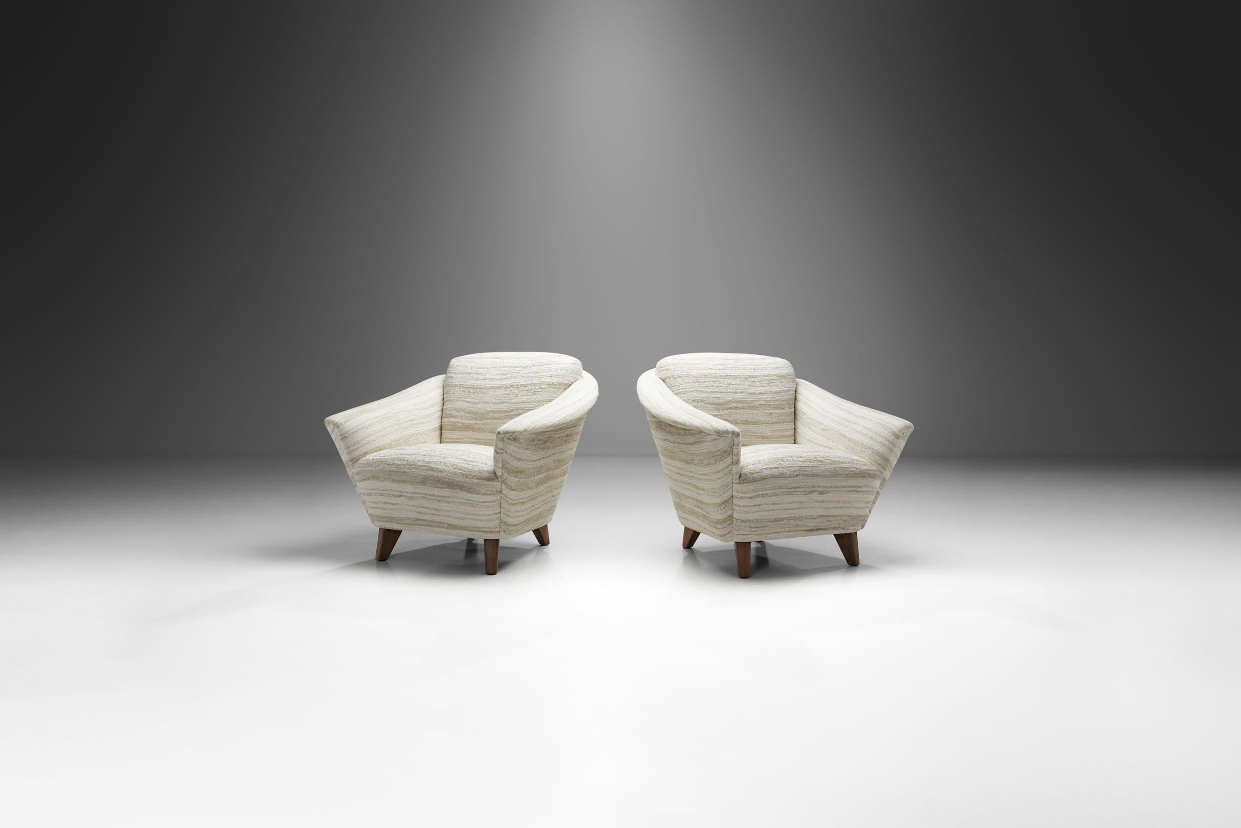 This pleasantly peculiar pair of lounge chairs by the famous manufactory, Wilhelm Knoll, is a stunning reminder that German design played an important role in the history of furniture design. From the Thonet chair to the Bauhaus, post-war German