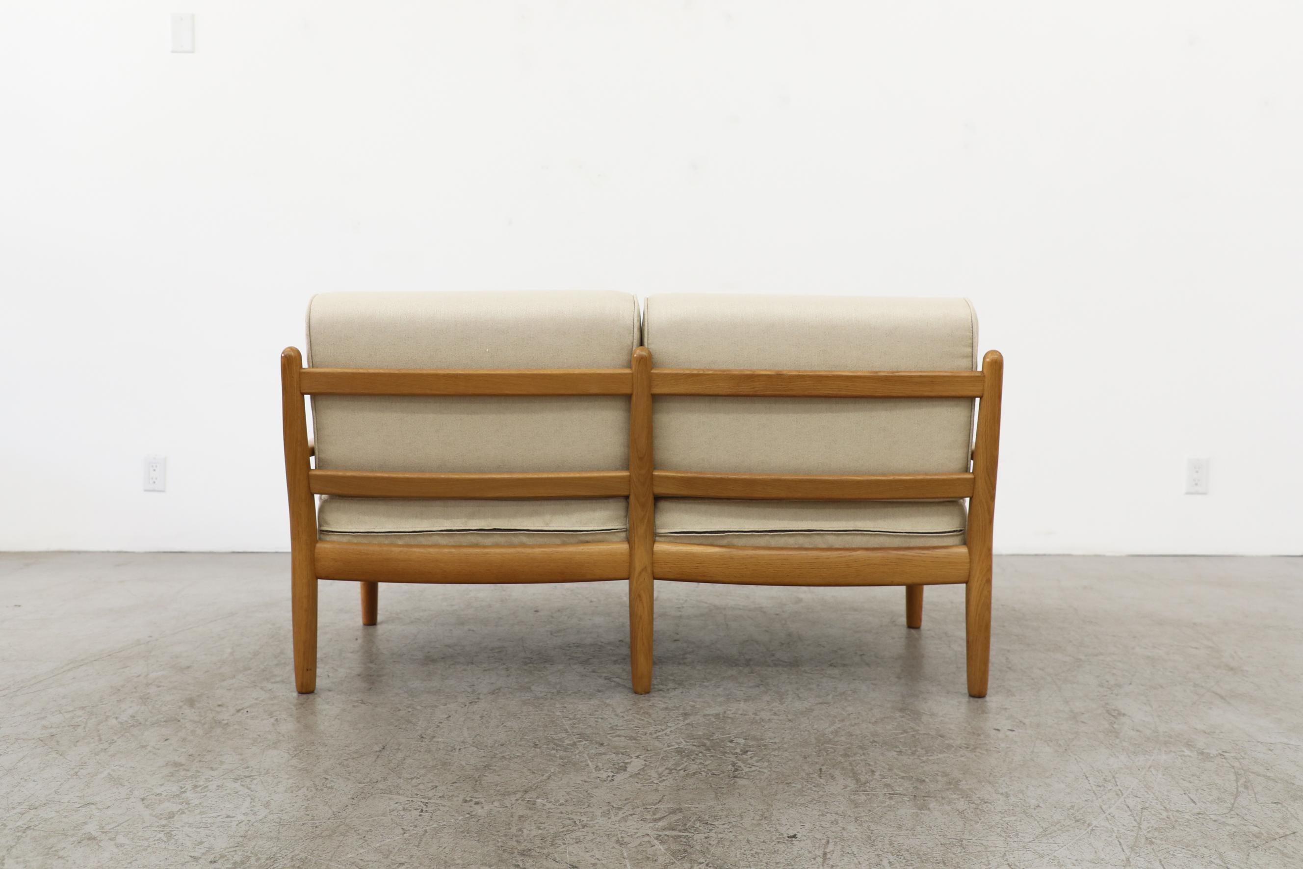 Wilhelm Knoll Oak Loveseat with Rounded Edges & Cream Cushions, Germany, 1960's For Sale 3