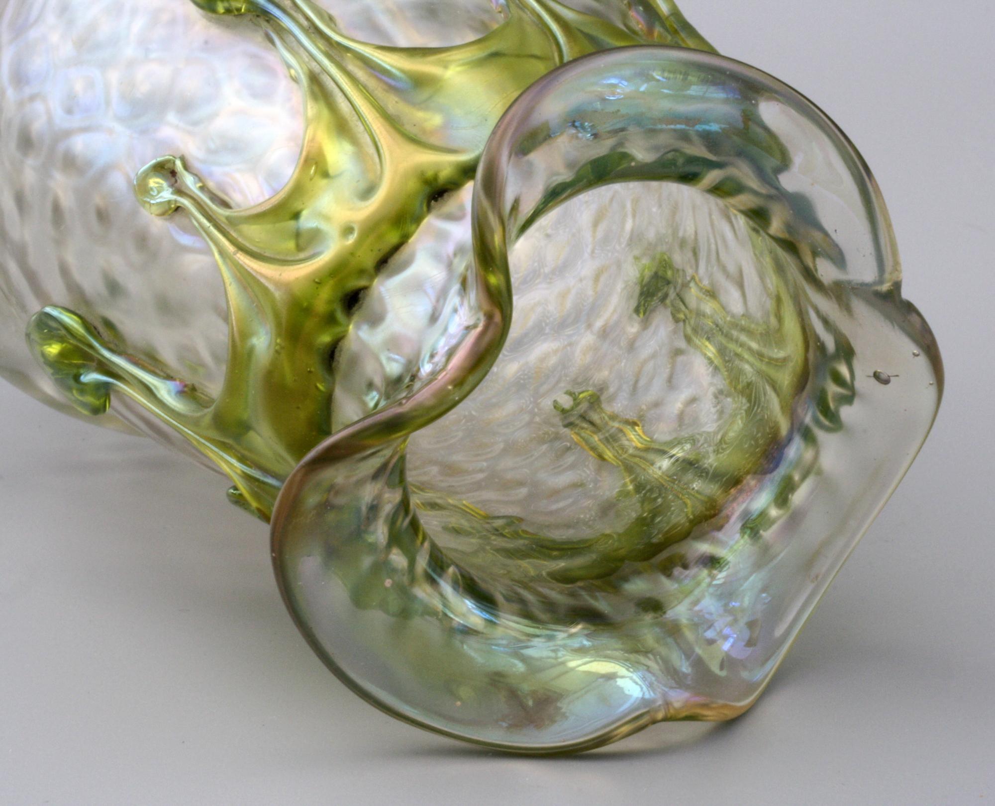 Early 20th Century Wilhelm Kralik Art Nouveau Trailed Iridescent Art Glass Vase