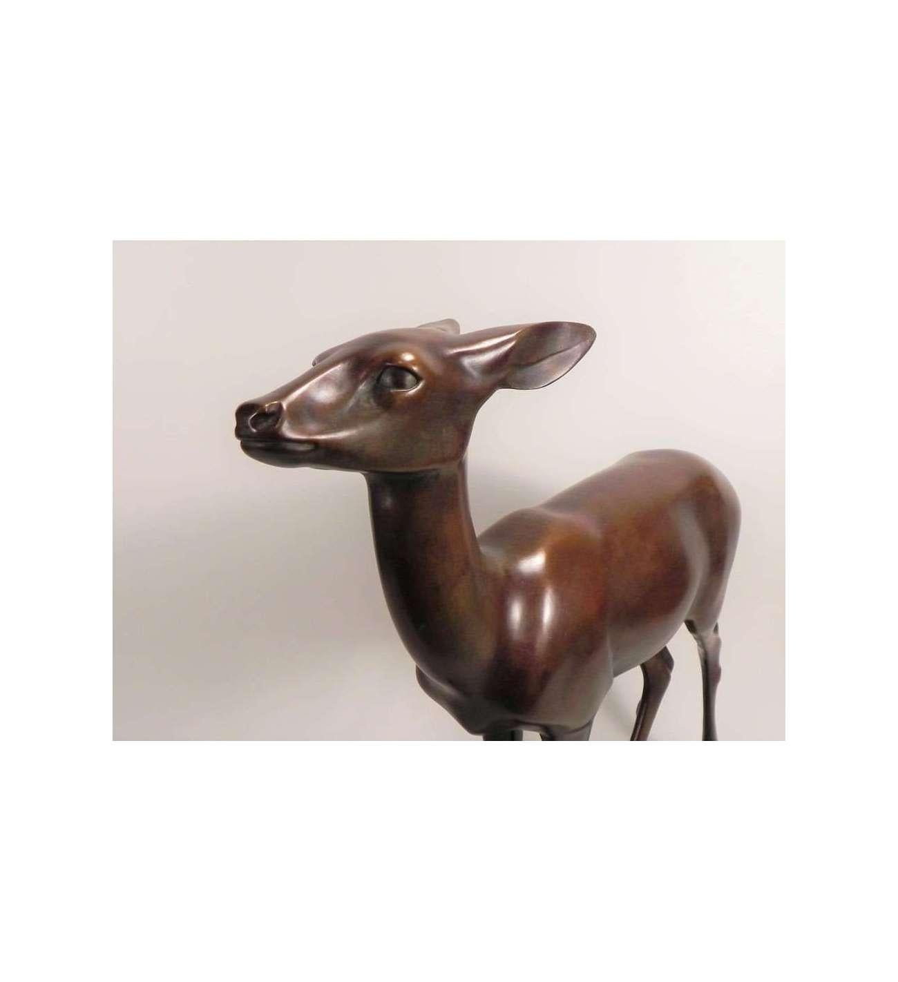 Wilhelm Krieger (1877-1945), scultura di cervo in bronzo del 1920 circa - Sculpture Realismo di Wilhelm KRIEGER