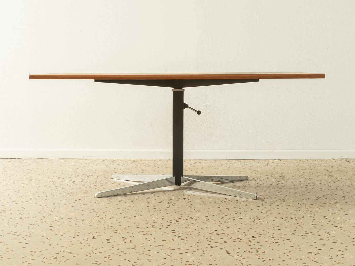 Mid-Century Modern Table basse en placage de teck Wilhelm Renz, Allemagne, années 1960 en vente