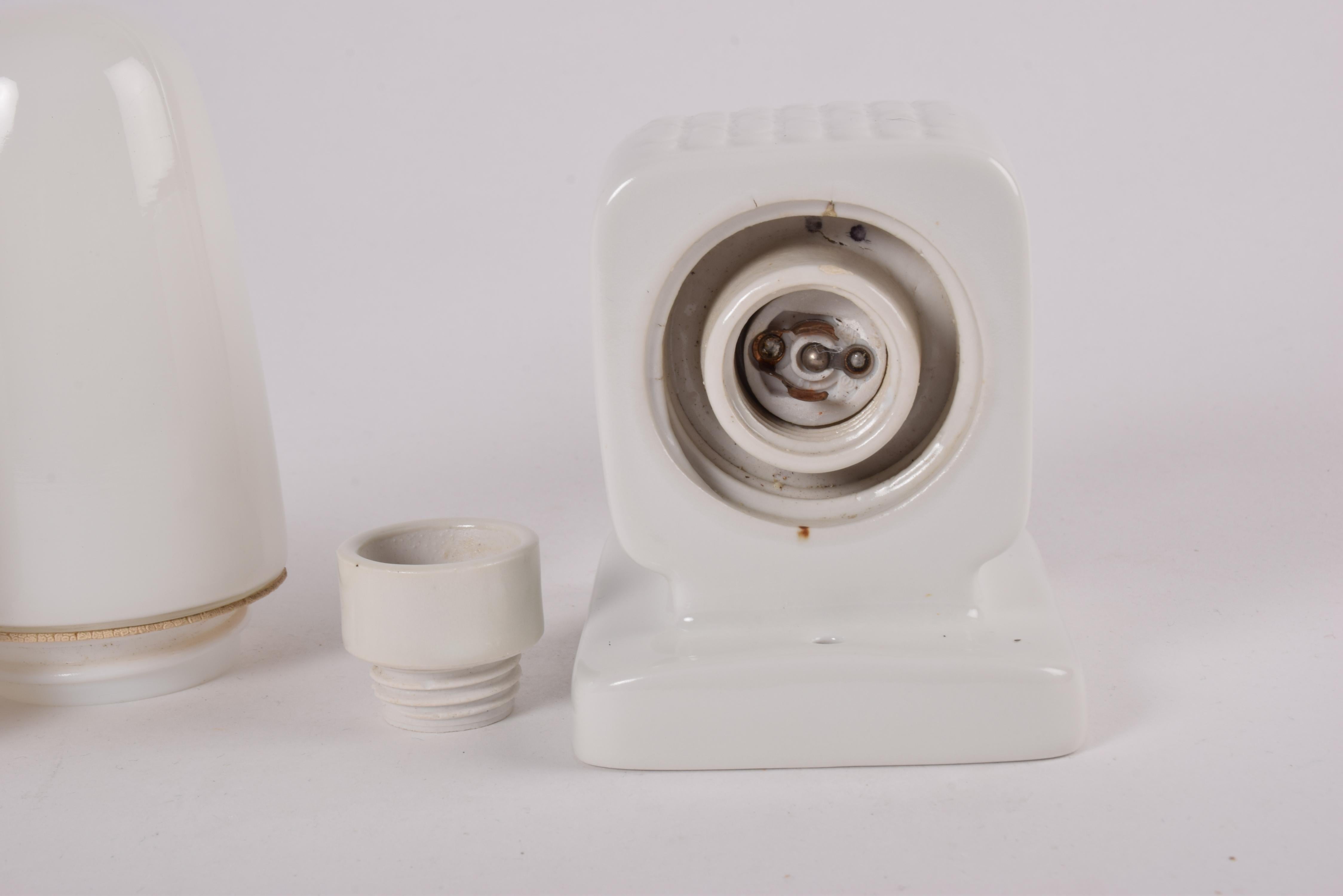 Wilhelm Wagenfeld Bauhaus White Double Wall Lamp Sconce, Rare Square Decor 1950s For Sale 1