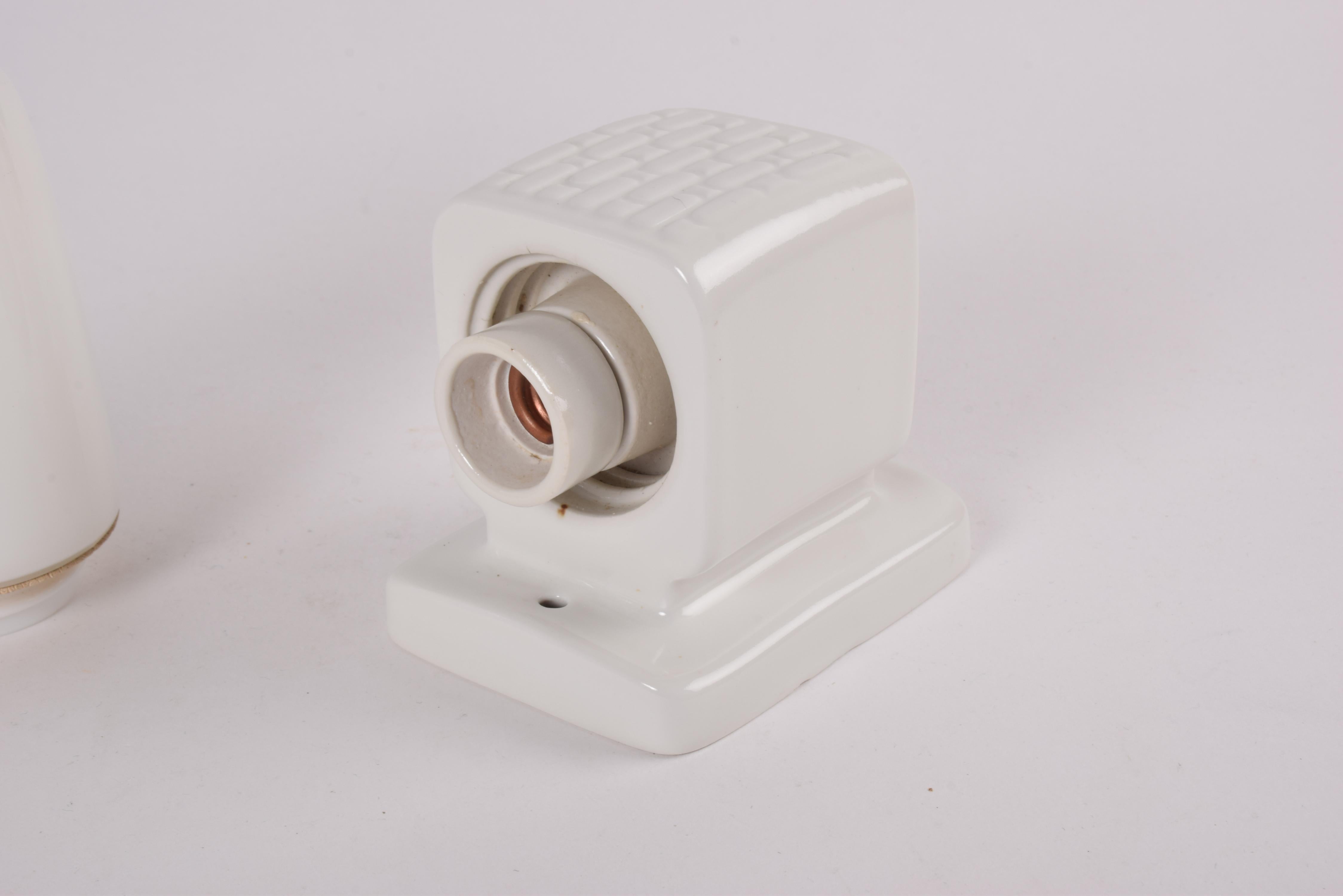 Wilhelm Wagenfeld Bauhaus White Double Wall Lamp Sconce, Rare Square Decor 1950s For Sale 2