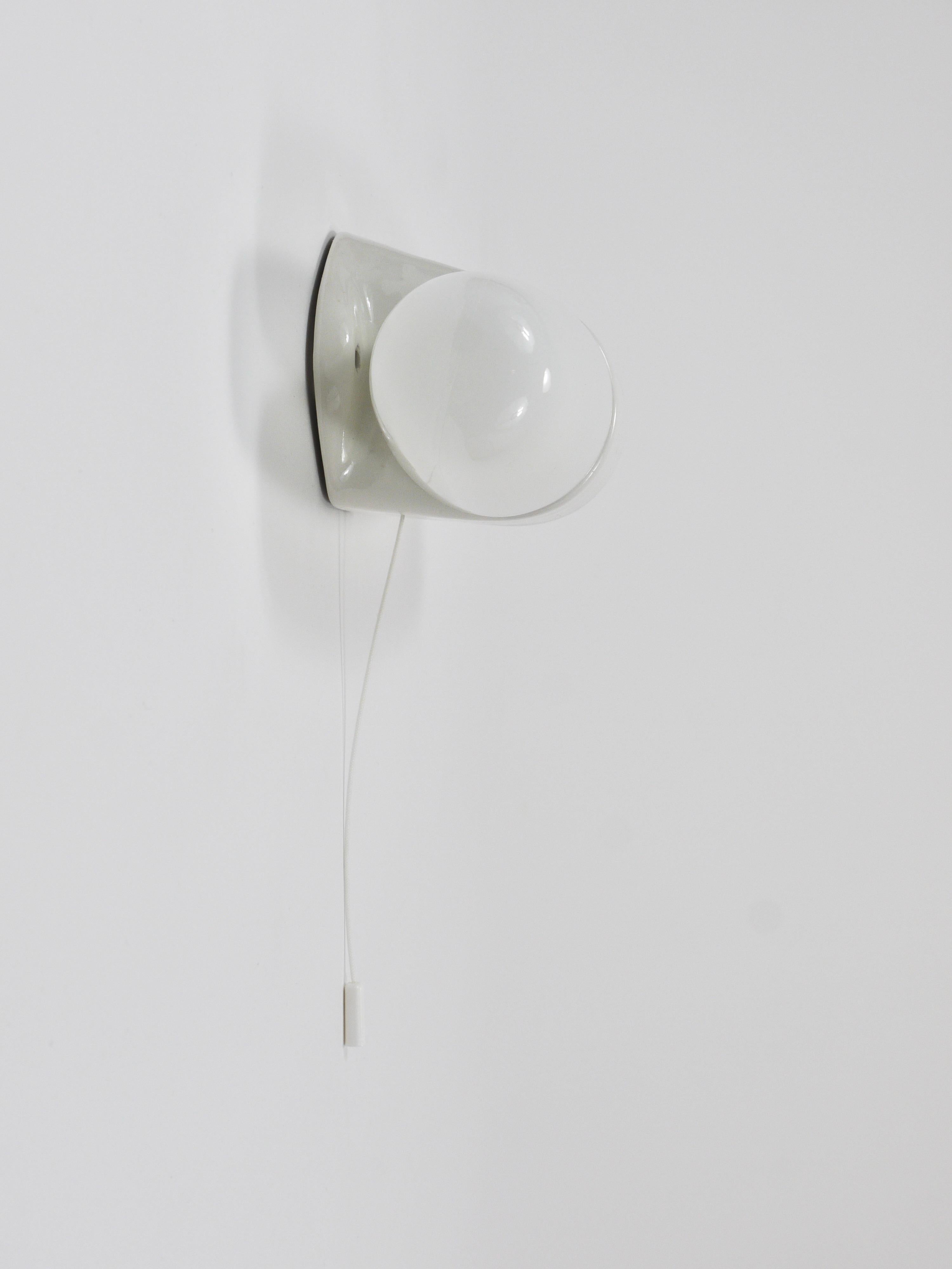 Wilhelm Wagenfeld Aplique doble blanco Bauhaus, Linder Alemania, años 50 en venta 2