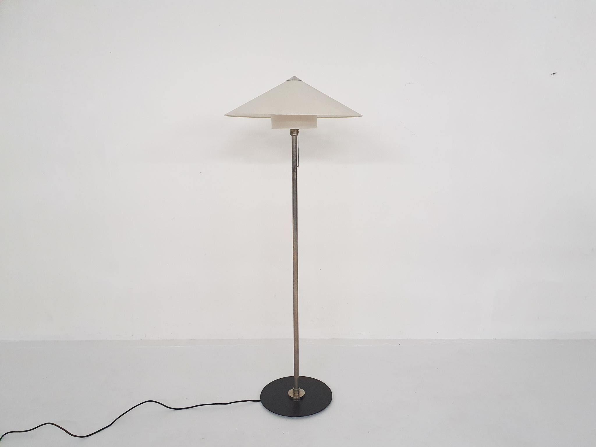Wilhelm Wagenfeld for Tecnolumen Floor Lamp WSTL 30, Germany In Good Condition For Sale In Amsterdam, NL
