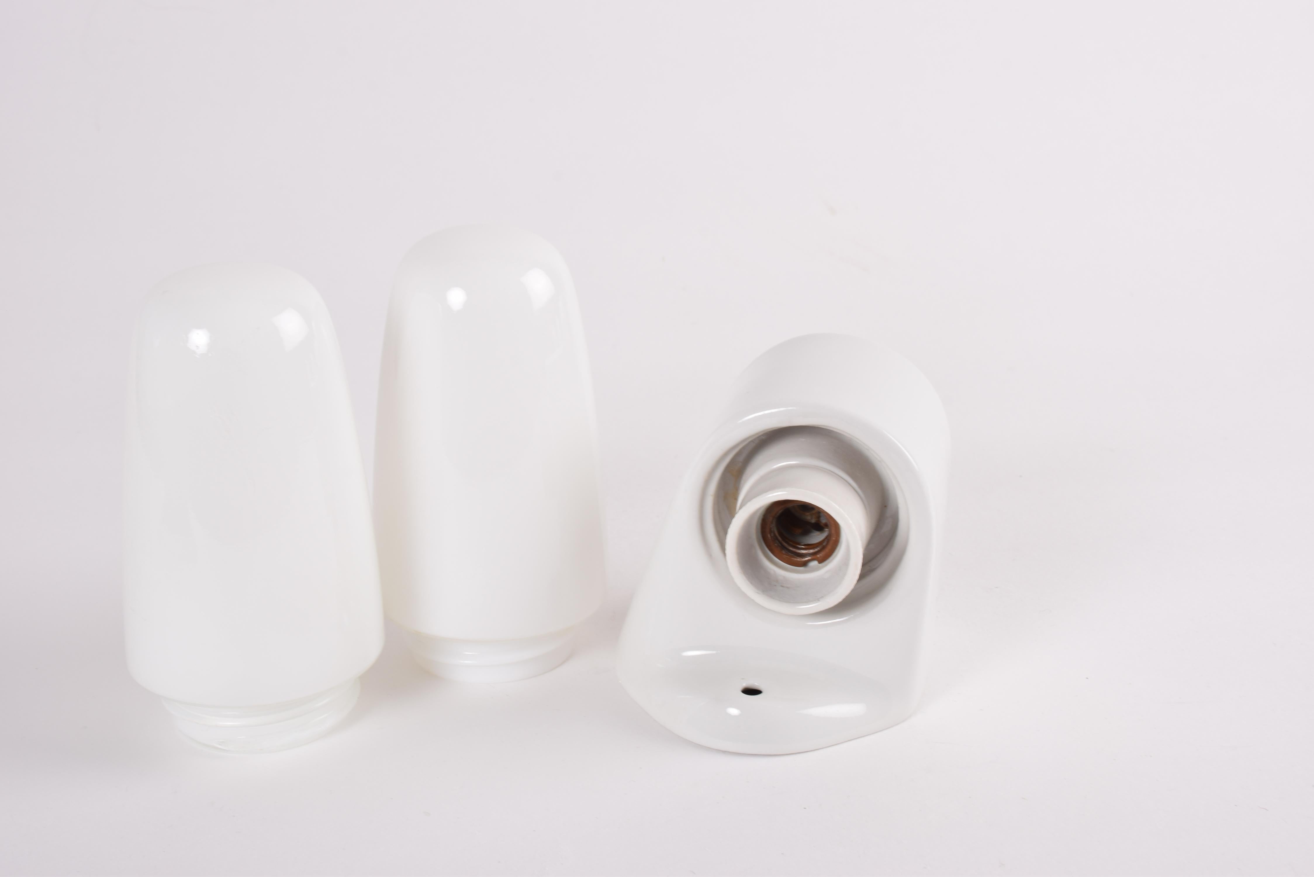 Wilhelm Wagenfeld Glass Wall Lamp Sconce White Modern Light, Lindner 1950s In Good Condition For Sale In Silkeborg, Silkeborg
