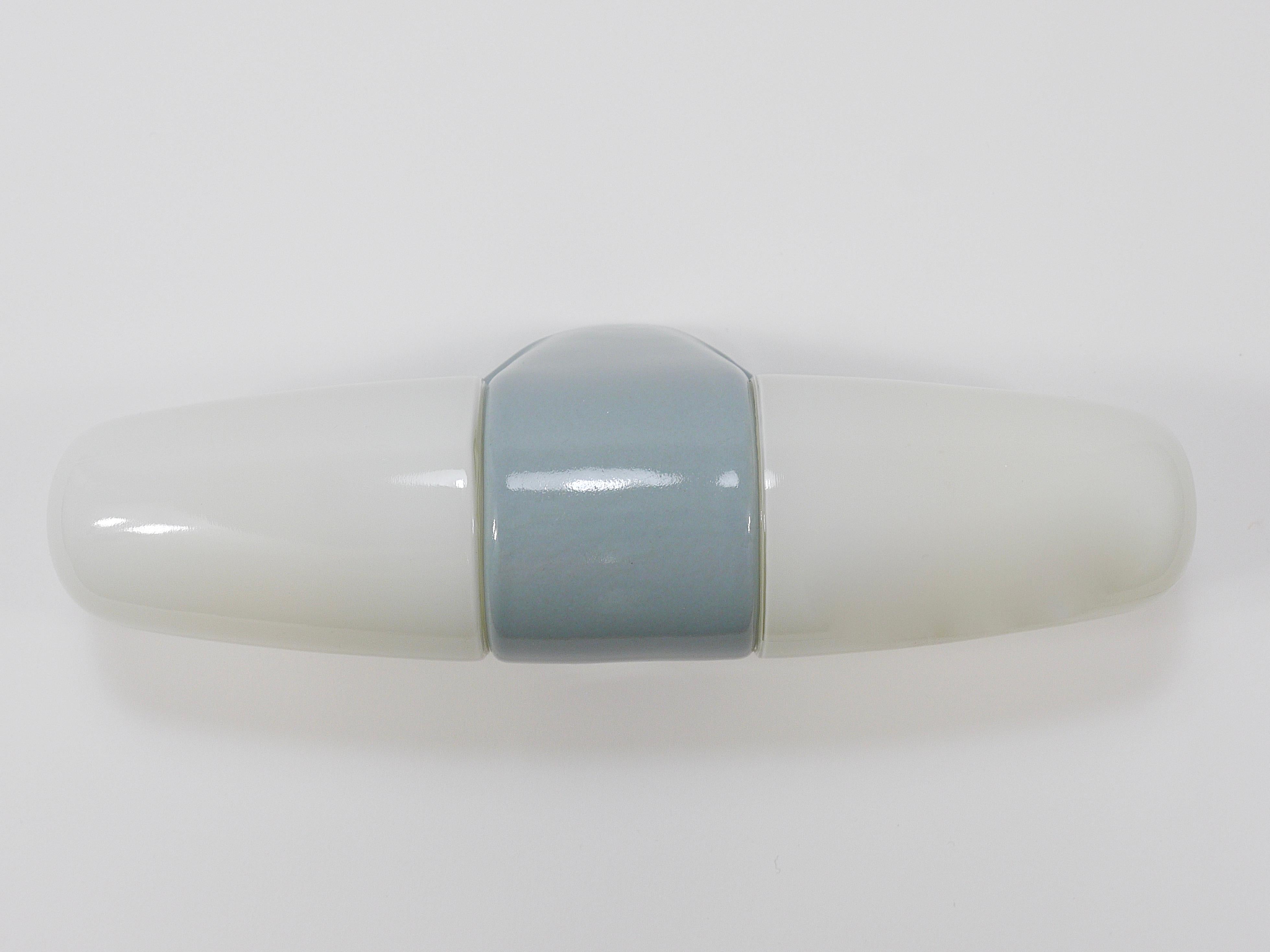 Porcelaine Applique murale Bauhaus grise Wilhelm Wagenfeld de Linder, Allemagne, 1950 en vente