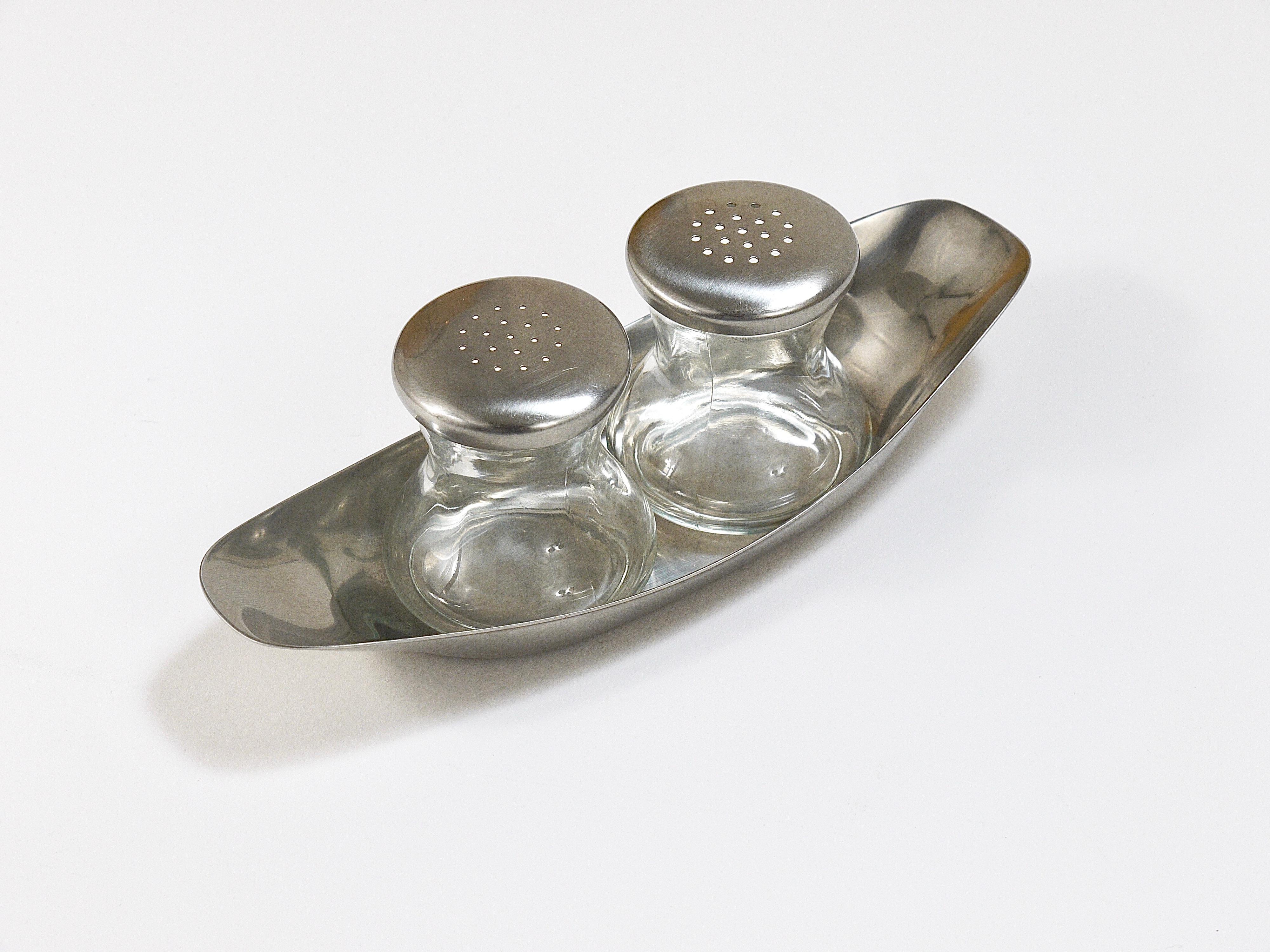 Wilhelm Wagenfeld Mid-Century Max & Moritz Salz- und Pfefferstreuer von WMF, 1950er Jahre 7