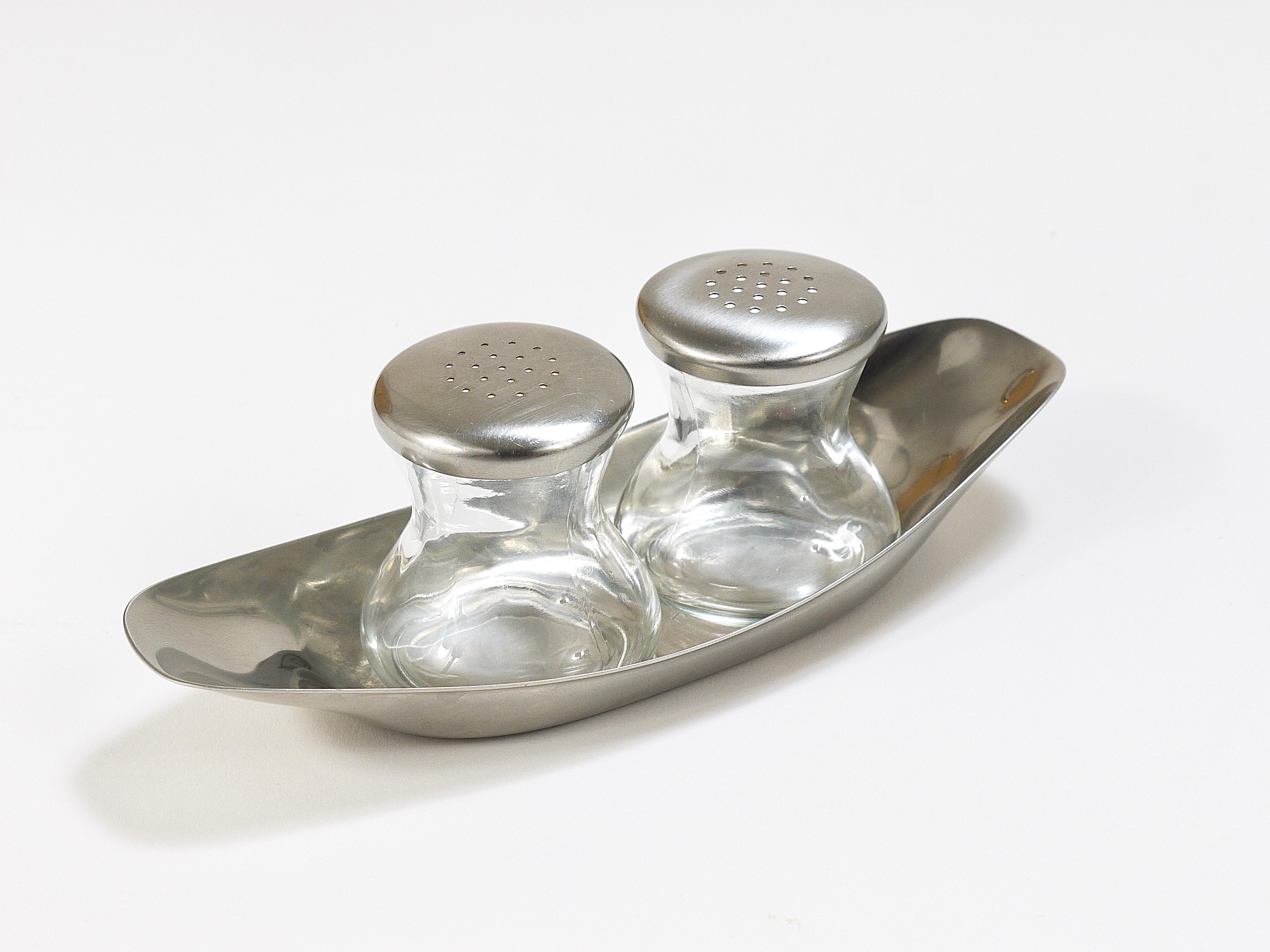 Wilhelm Wagenfeld Mid-Century Max & Moritz Salz- und Pfefferstreuer von WMF, 1950er Jahre (Moderne der Mitte des Jahrhunderts)