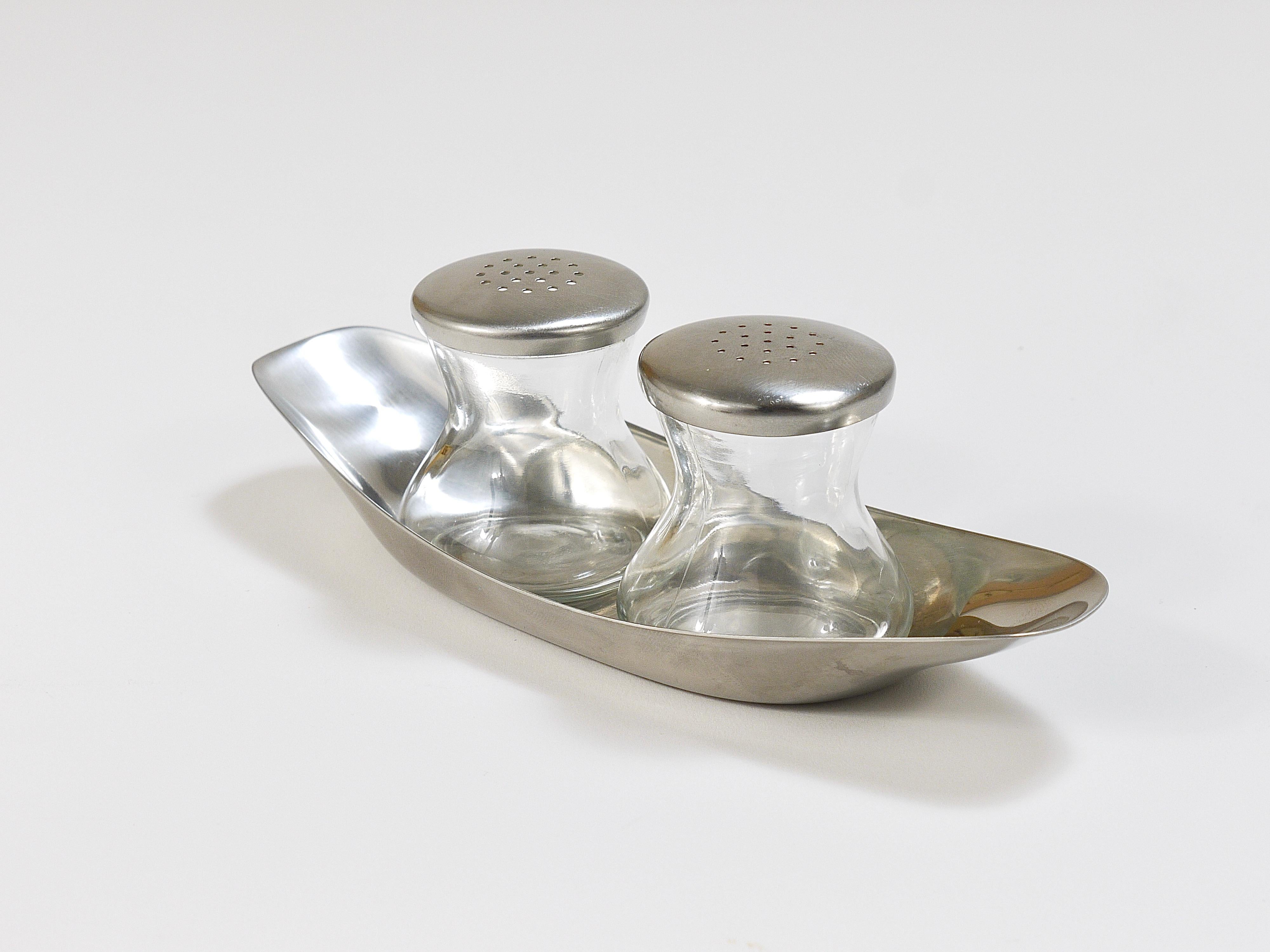 Wilhelm Wagenfeld Mid-Century Max & Moritz Salz- und Pfefferstreuer von WMF, 1950er Jahre (Österreichisch)