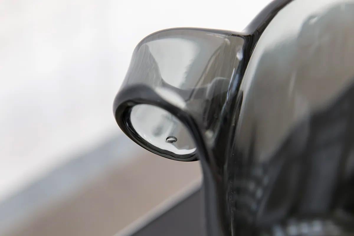 Wilhelm Wagenfeld Rauchglas-Weinkühler für Lausitzer Glaswerke (Geformt) im Angebot