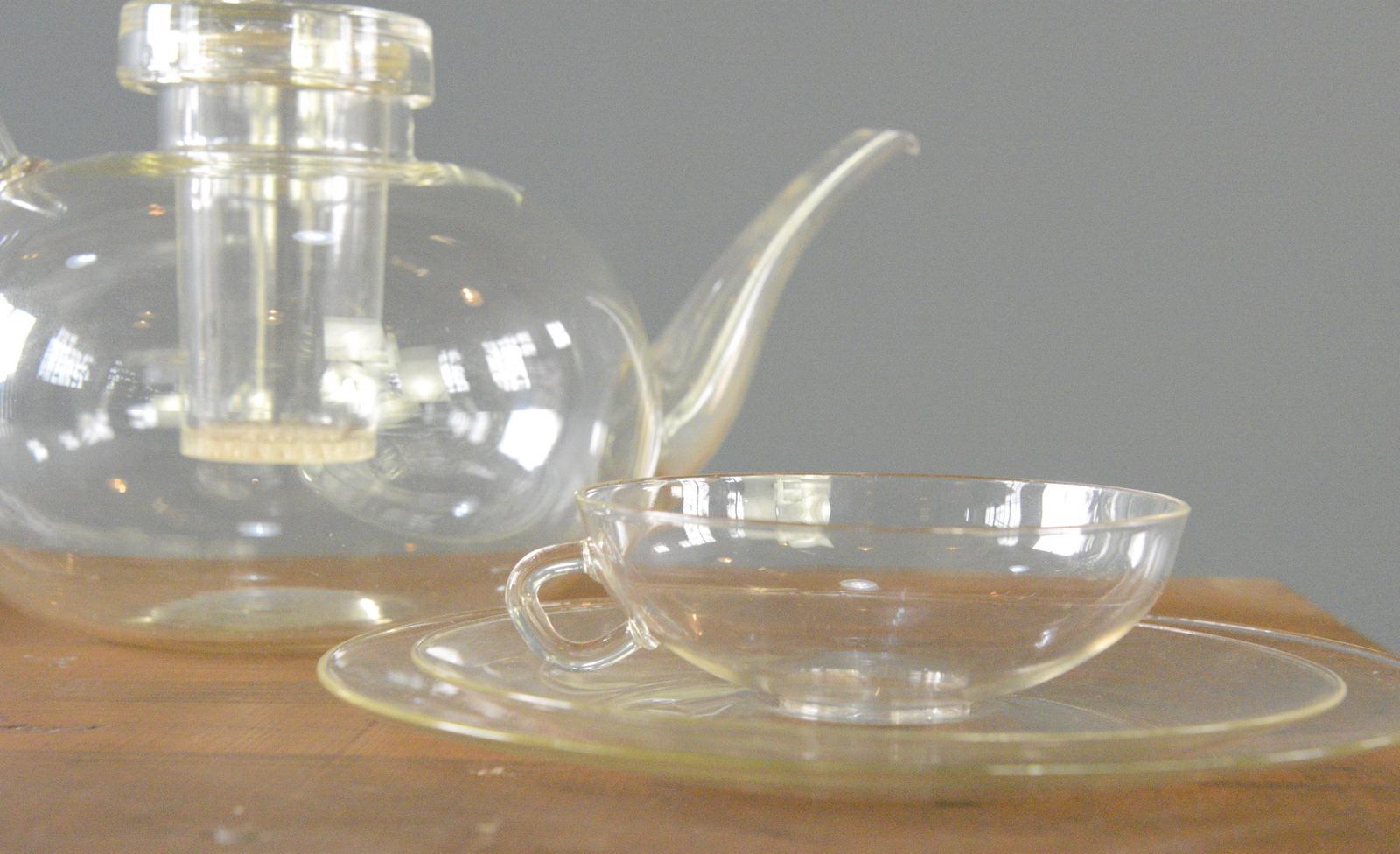 Wilhelm Wagenfeld, Teeservice für Jenaer Glasswerke, ca. 1930er Jahre (Bauhaus)