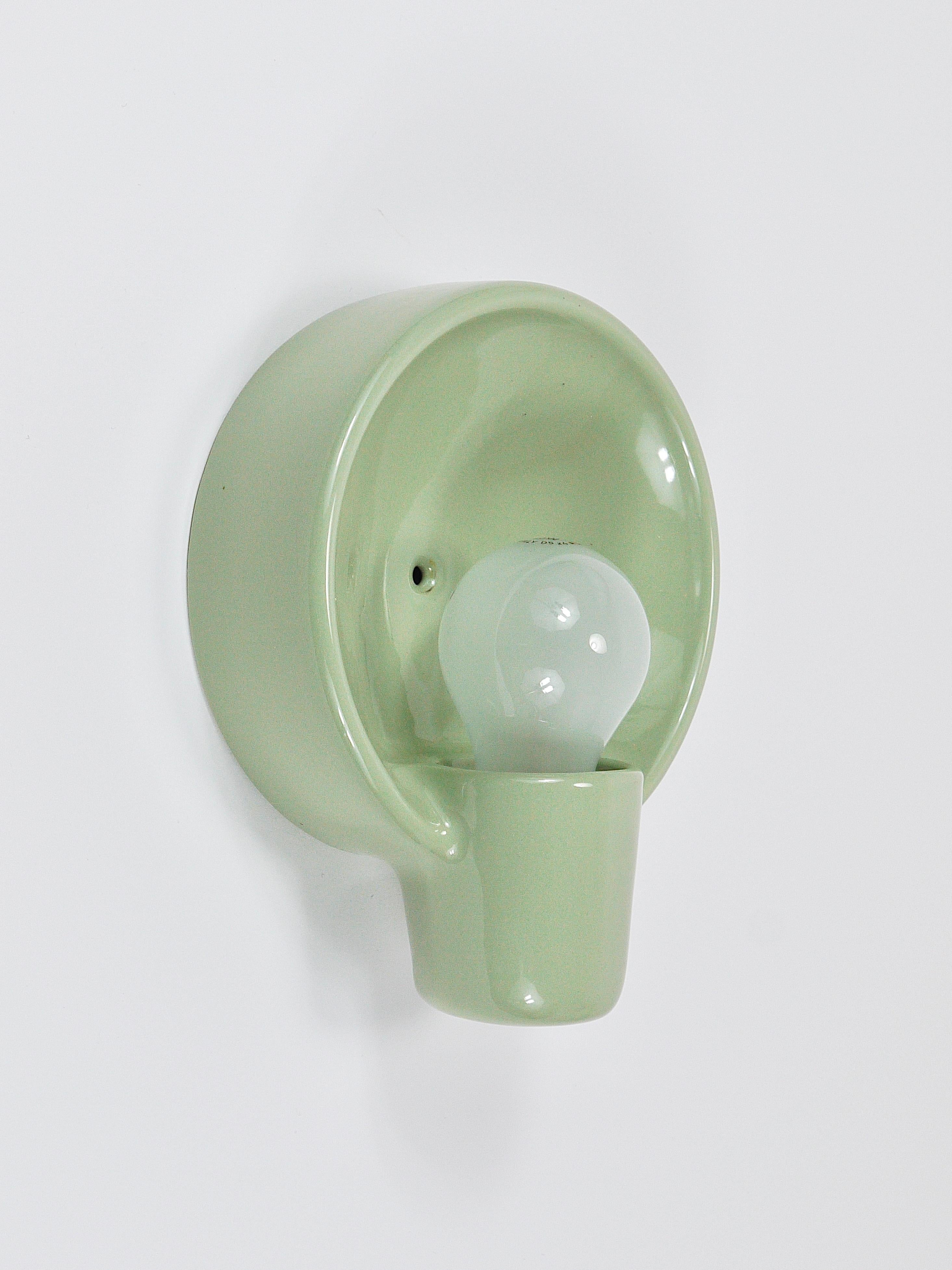 Wilhelm Wagenfeld Three Round Bauhaus Sconces Wall lights, Linder Germany, 1950s 6