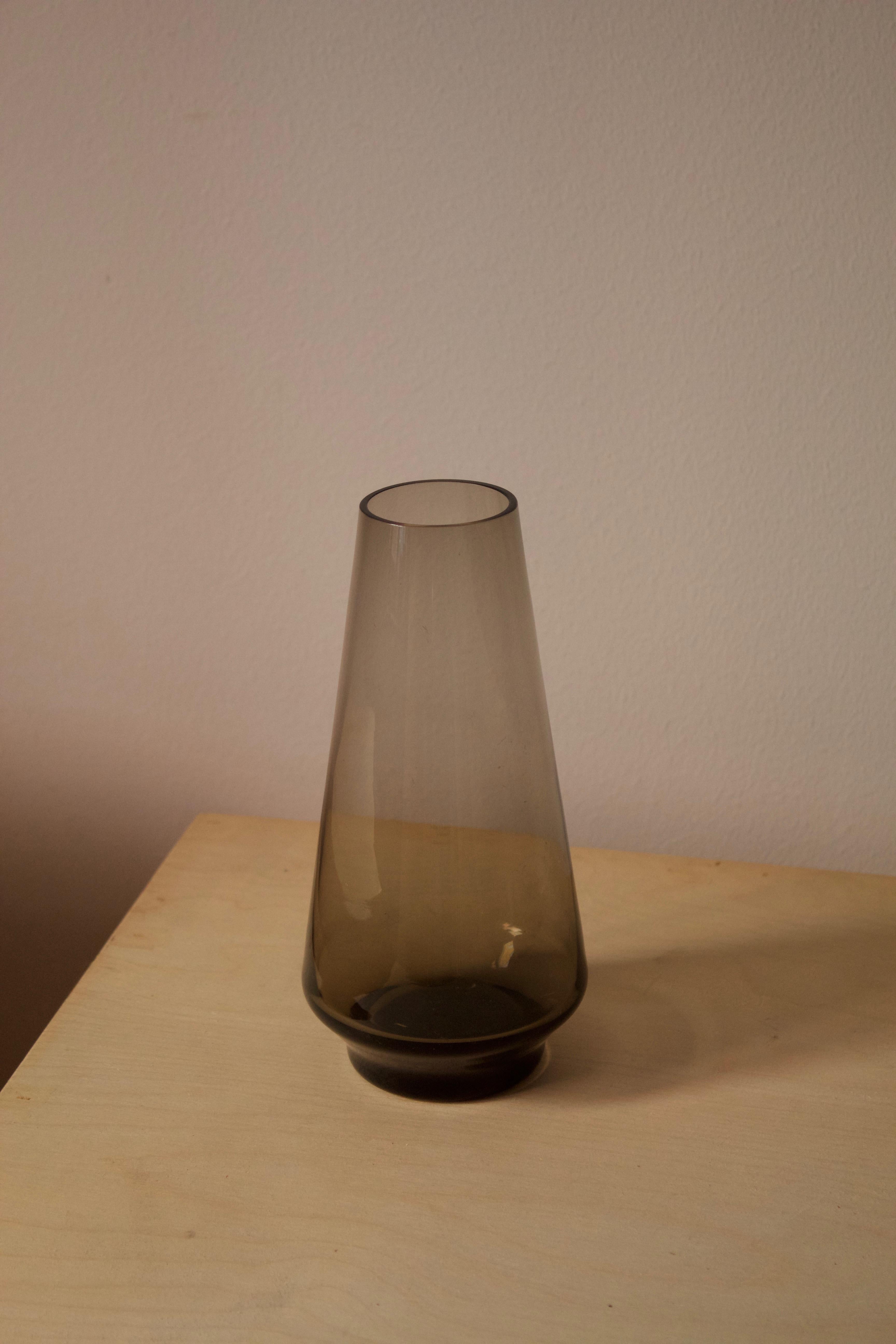 Bauhaus Wilhelm Wagenfeld, Vase, Glass, WMF, Germany, 1950s