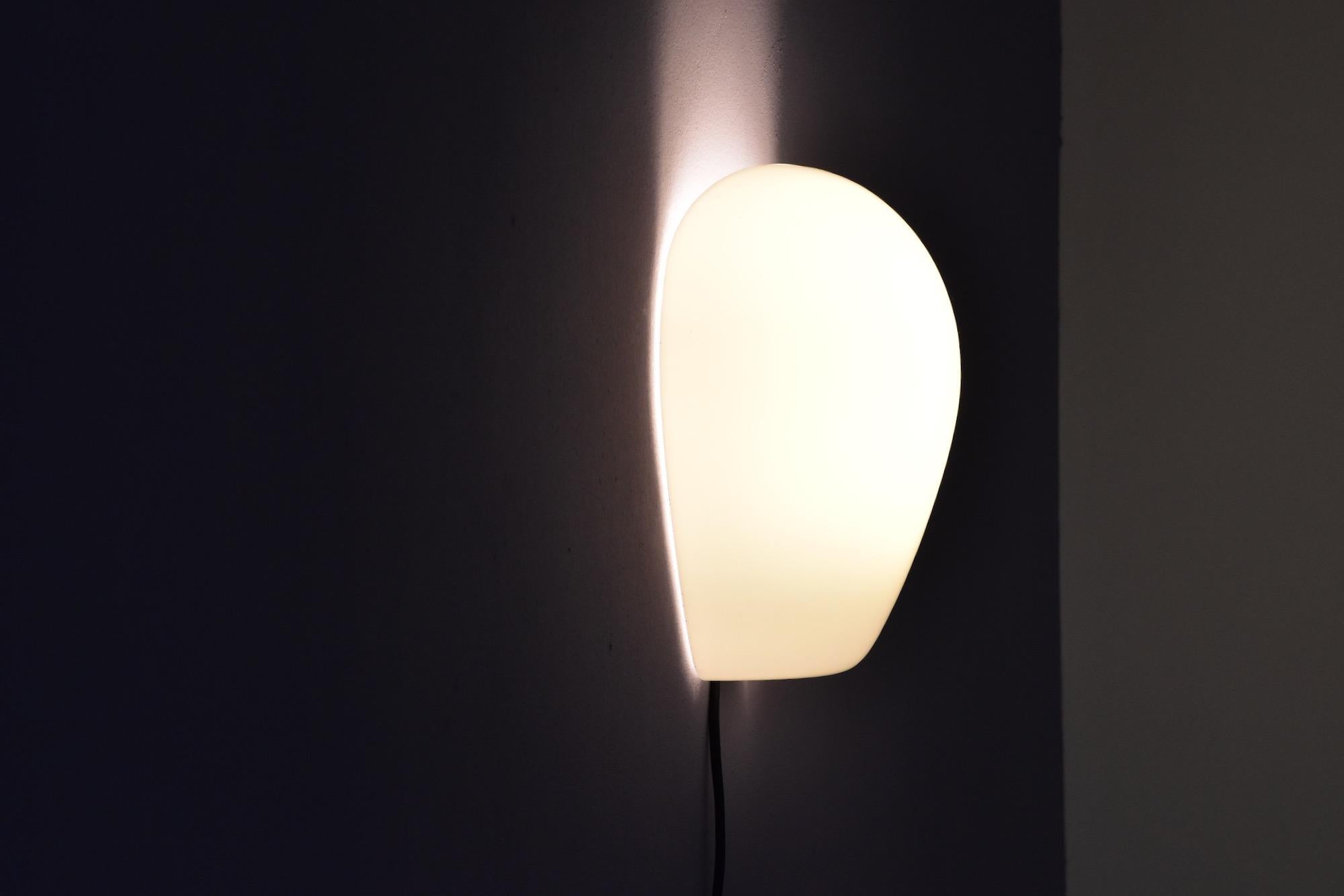 Lampe murale Wilhelm Wagenfeld Muschel de Peill & Putzler Glaswerke Dren, Allemagne 1