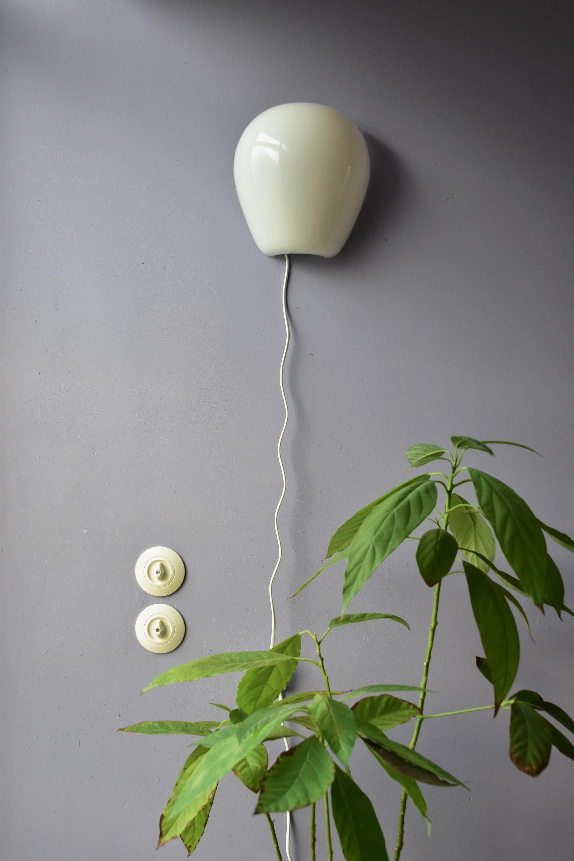 Lampe murale Wilhelm Wagenfeld Muschel de Peill & Putzler Glaswerke Dren, Allemagne 2