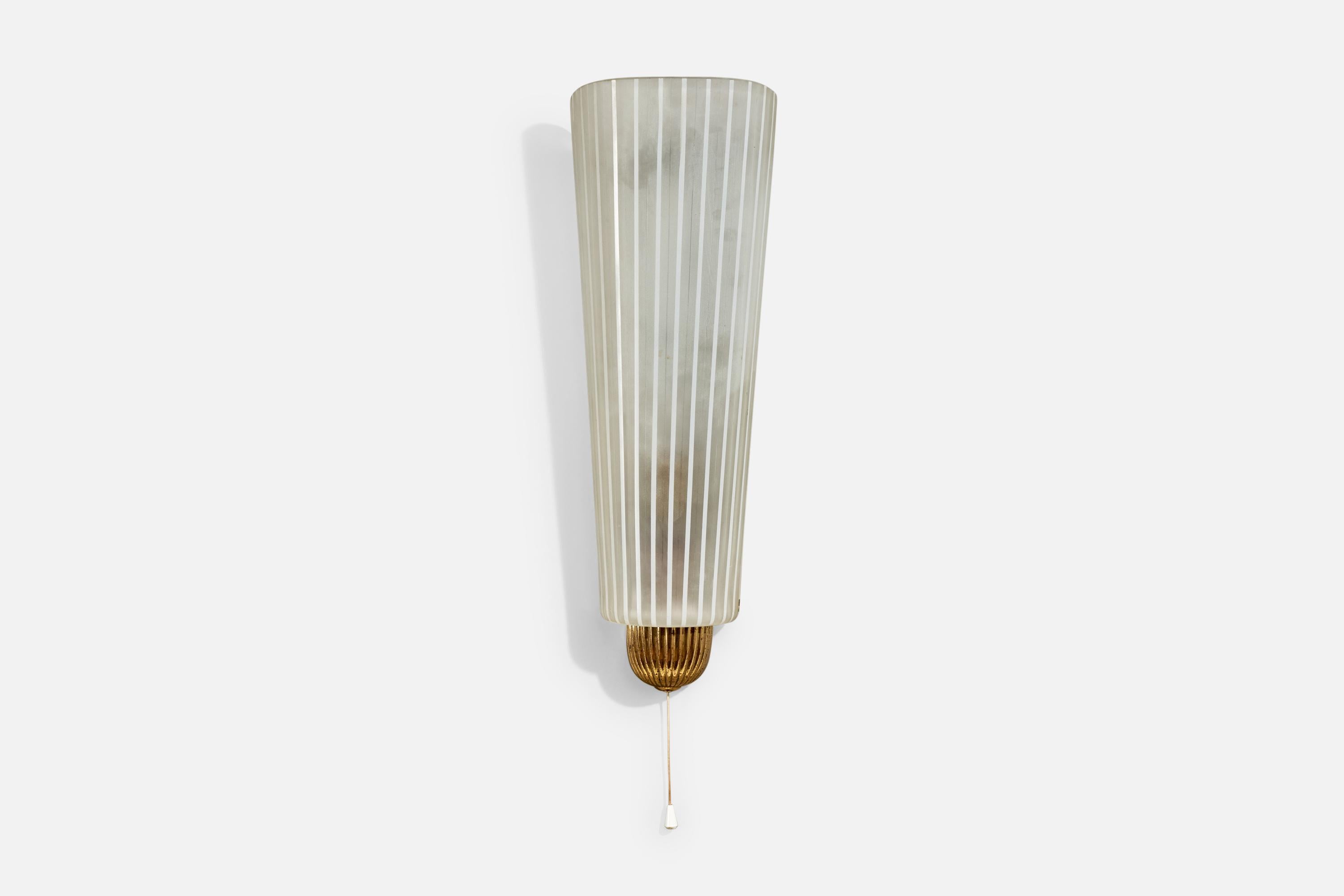 Bauhaus Wilhelm Wagenfeld, Wall Light, Brass, Germany, 1950s For Sale