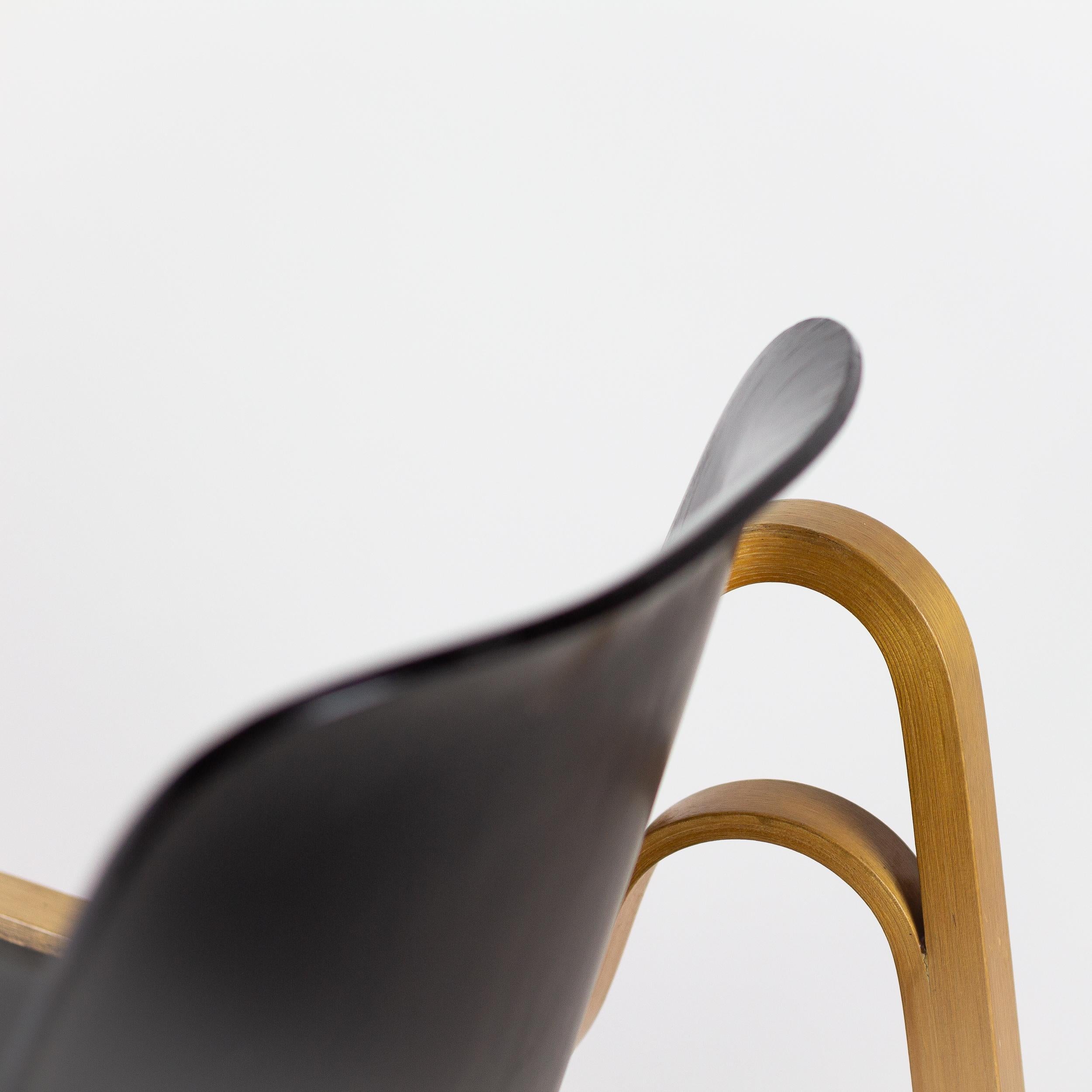 Chaise Wilhelmina 32 d'Ilmari Tapiovaara:: Laukkanpuu:: années 1960 4