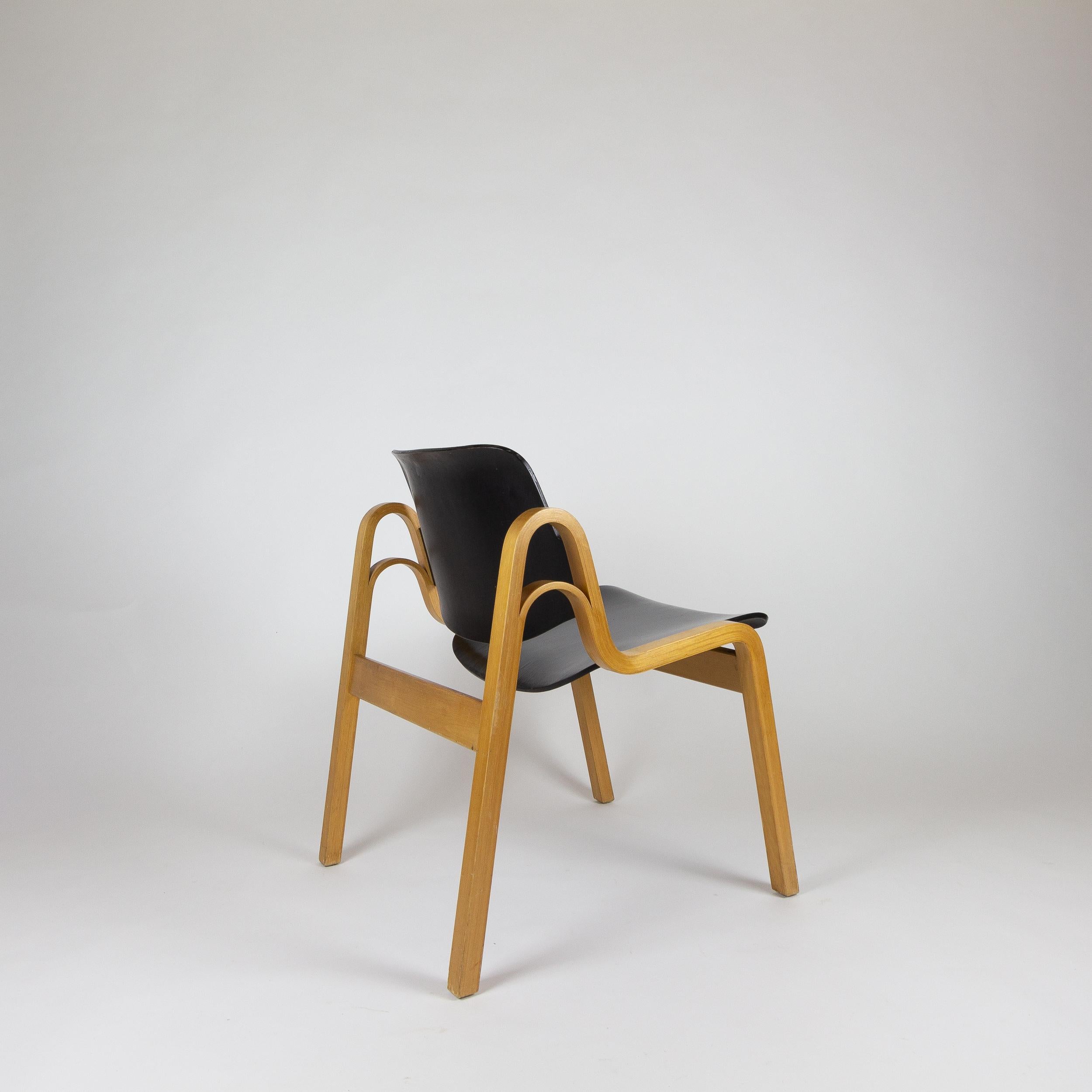 Finlandais Chaise Wilhelmina 32 d'Ilmari Tapiovaara:: Laukkanpuu:: années 1960