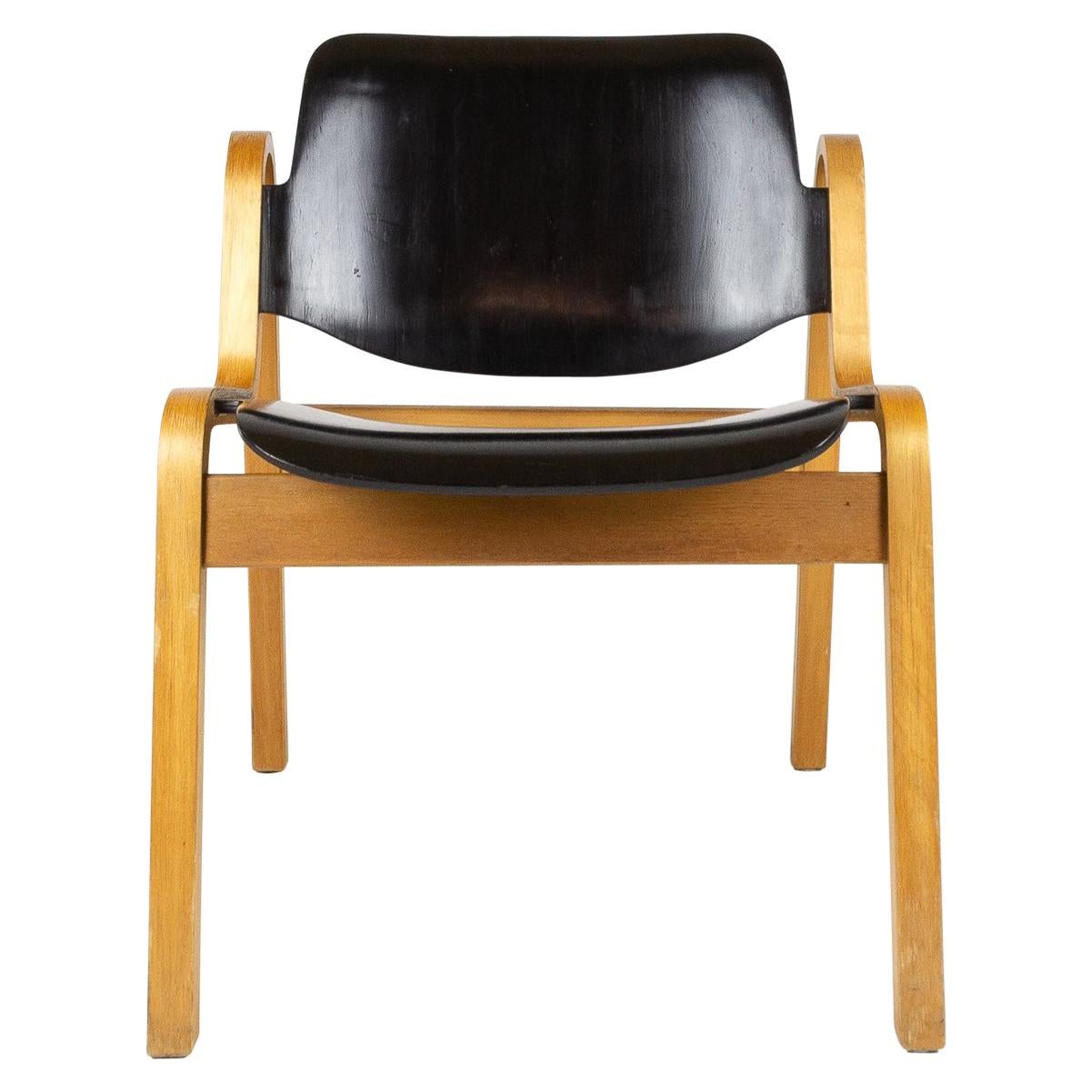 Chaise Wilhelmina 32 d'Ilmari Tapiovaara:: Laukkanpuu:: années 1960