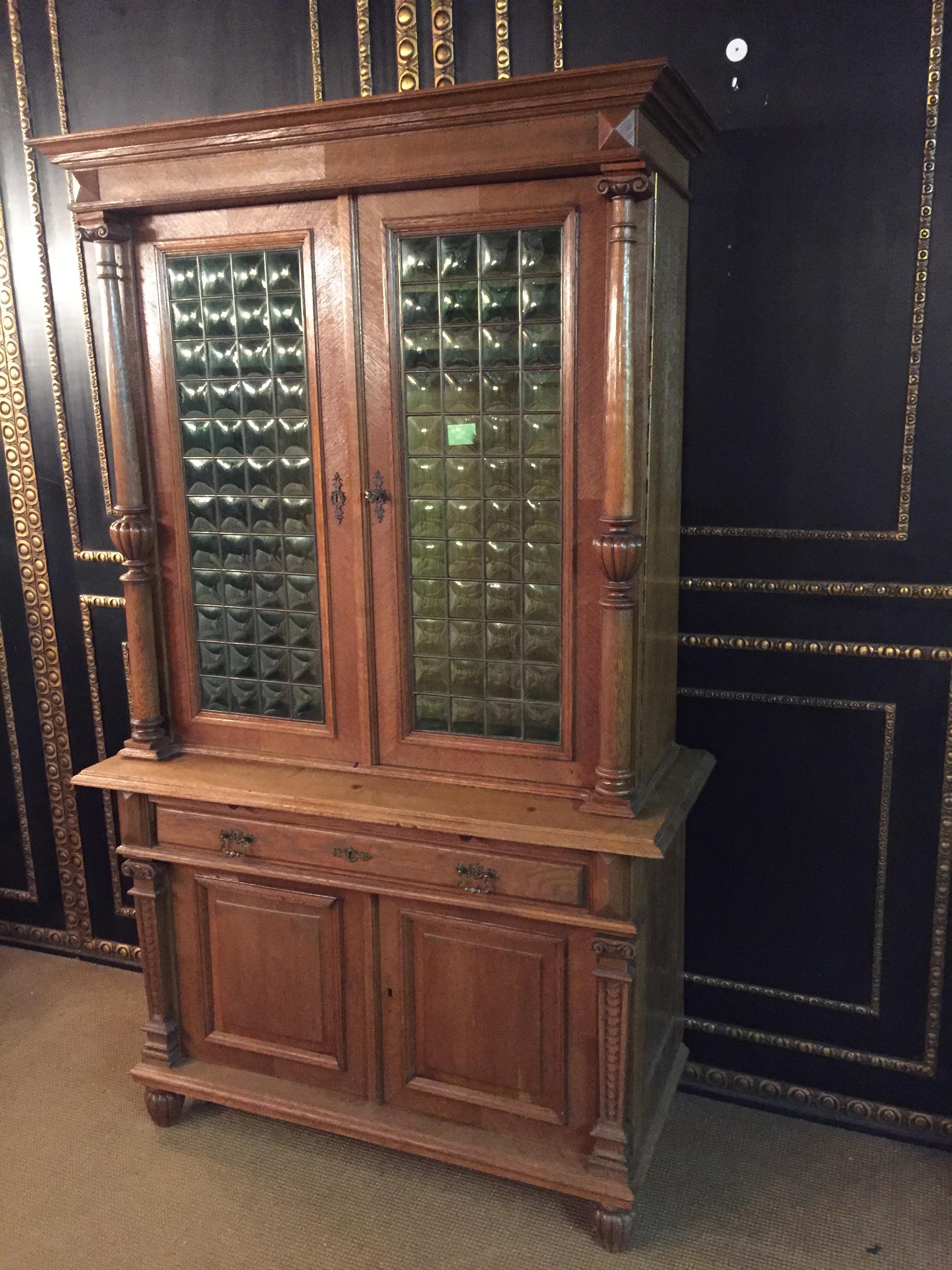 Victorian Wilhelminian antique Style Cupboard with Small Green Glass, circa 1880 oak For Sale