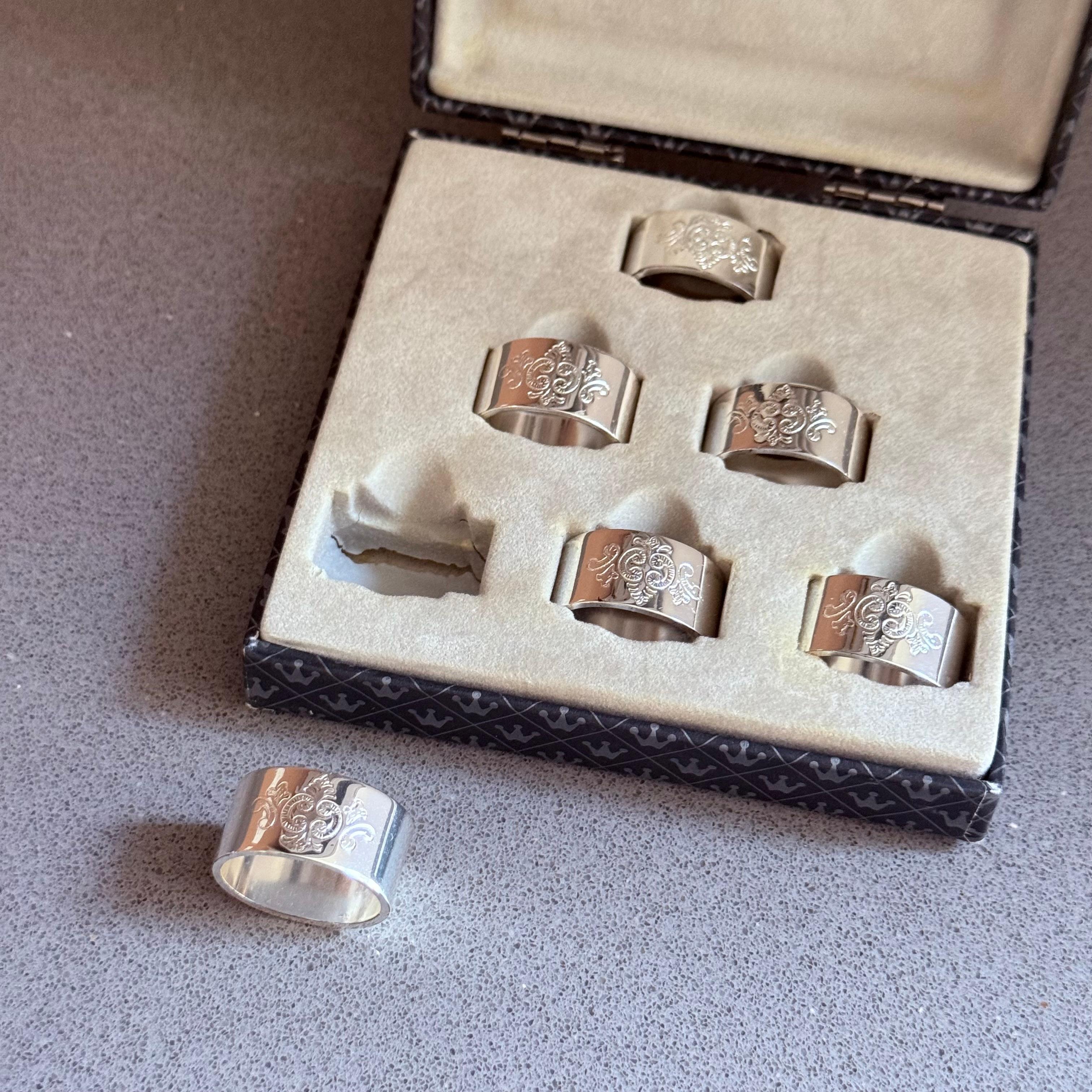 Tedesco Wilkens Set di portatovaglioli placcati in argento, Ostfriesen Desig Set di sei in scatola Germania in vendita