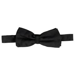 Wilkes Bashford papillon in chiffon di seta nero