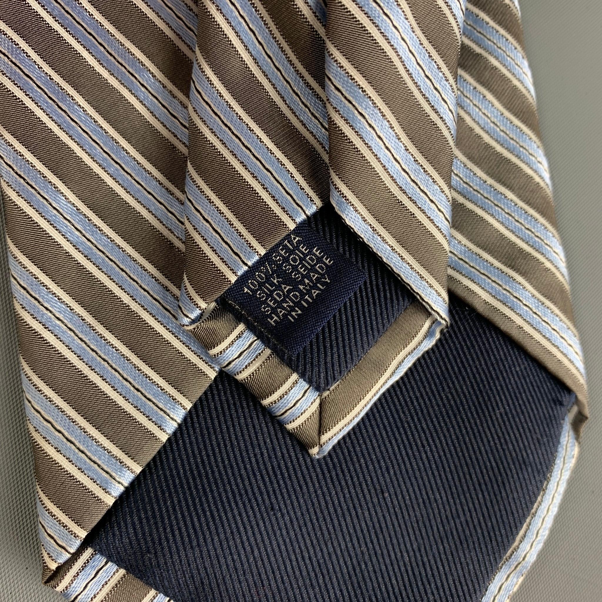 WILKES BASHFORD Green Blue Diagonal Stripe Silk Tie In Good Condition For Sale In San Francisco, CA