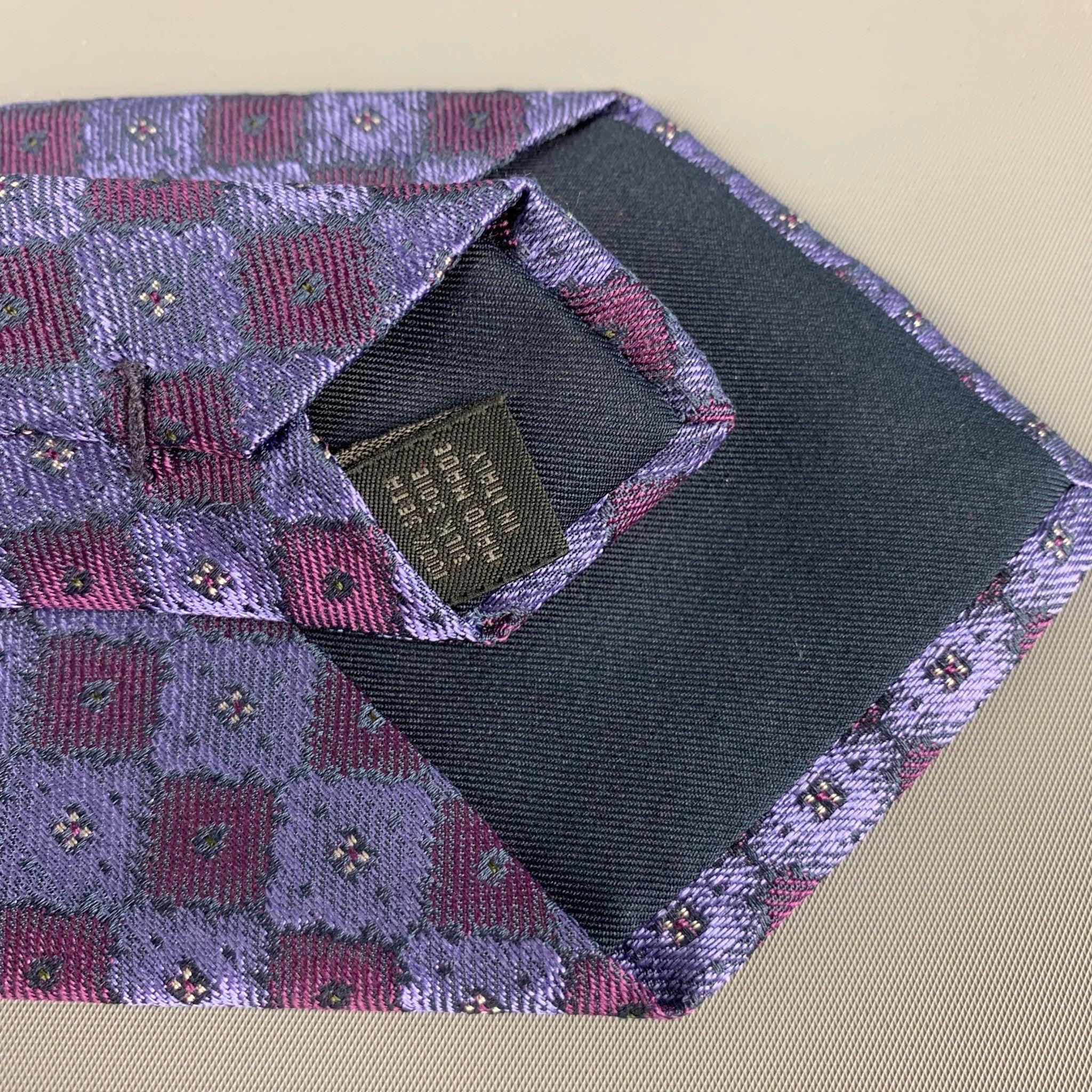 WILKES BASHFORD Purple Burgundy Square Silk Tie In Good Condition For Sale In San Francisco, CA