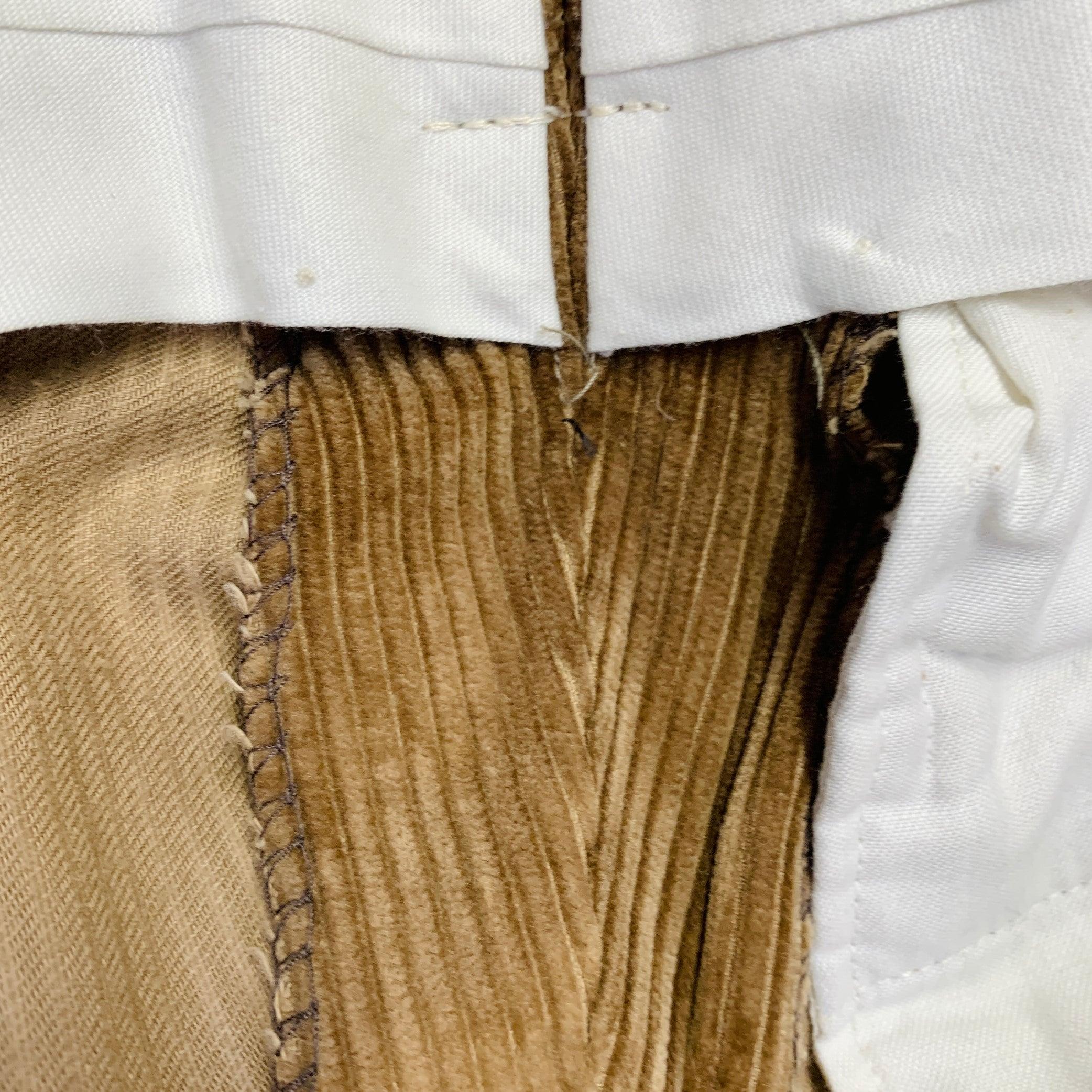 Wilkes Bashford Taille 28 Pantalon décontracté en velours côtelé marron tan en vente 2