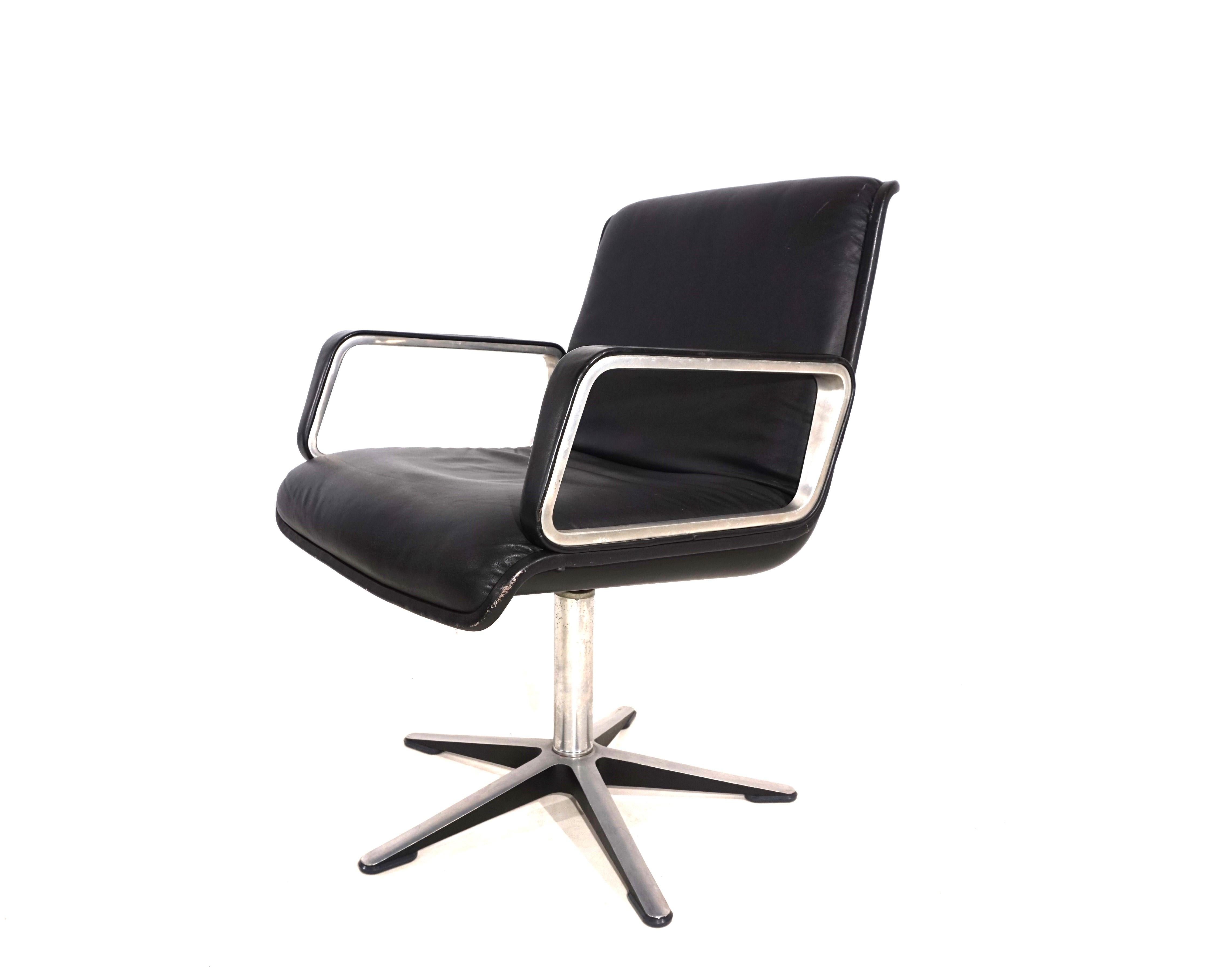 Wilkhahn Delta leather dining room / conference chair by Delta Design 5