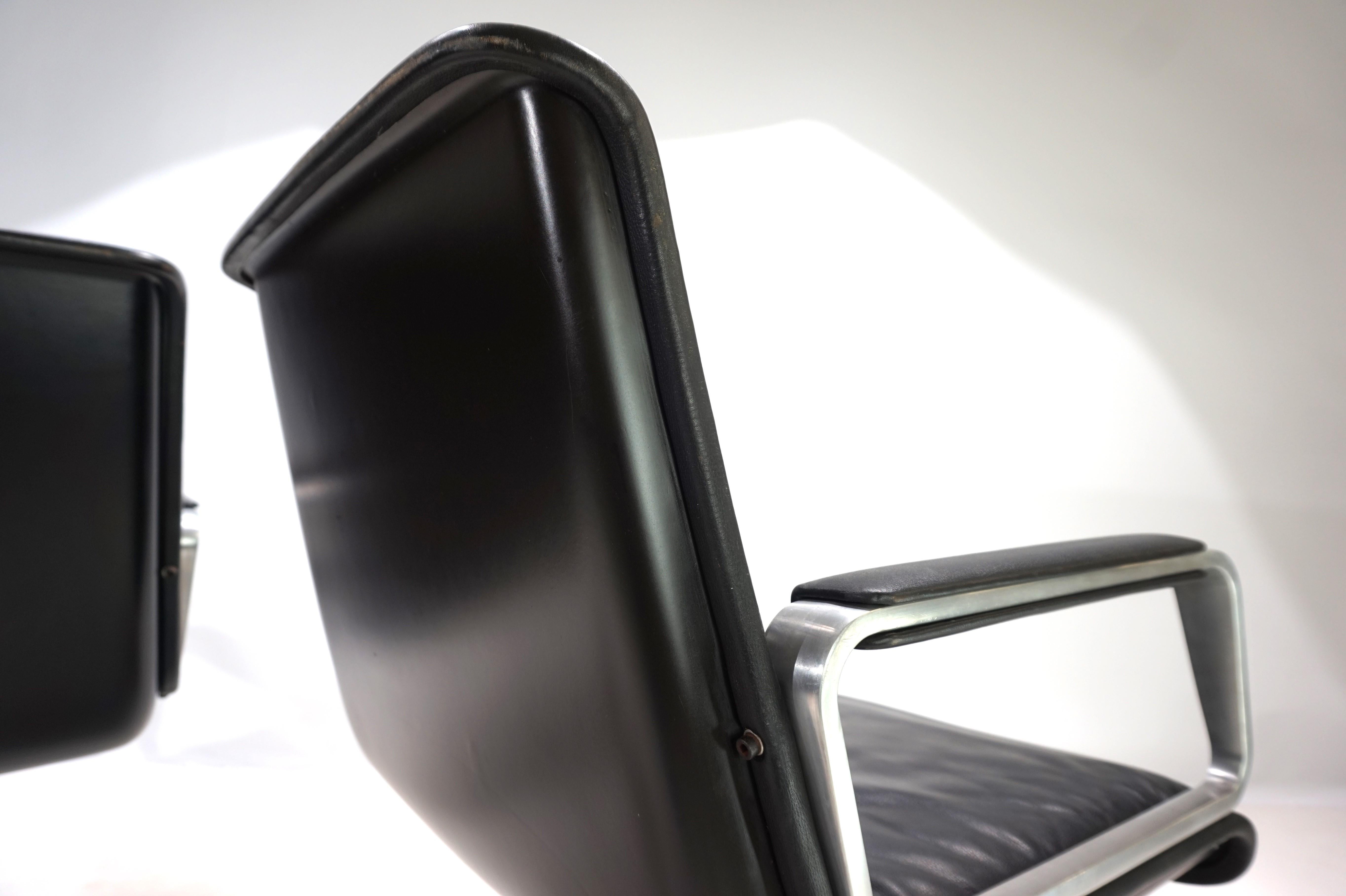 Ensemble de 2 chaises de conférence/de salle à manger Wilkhahn Delta du groupe Delta en vente 4