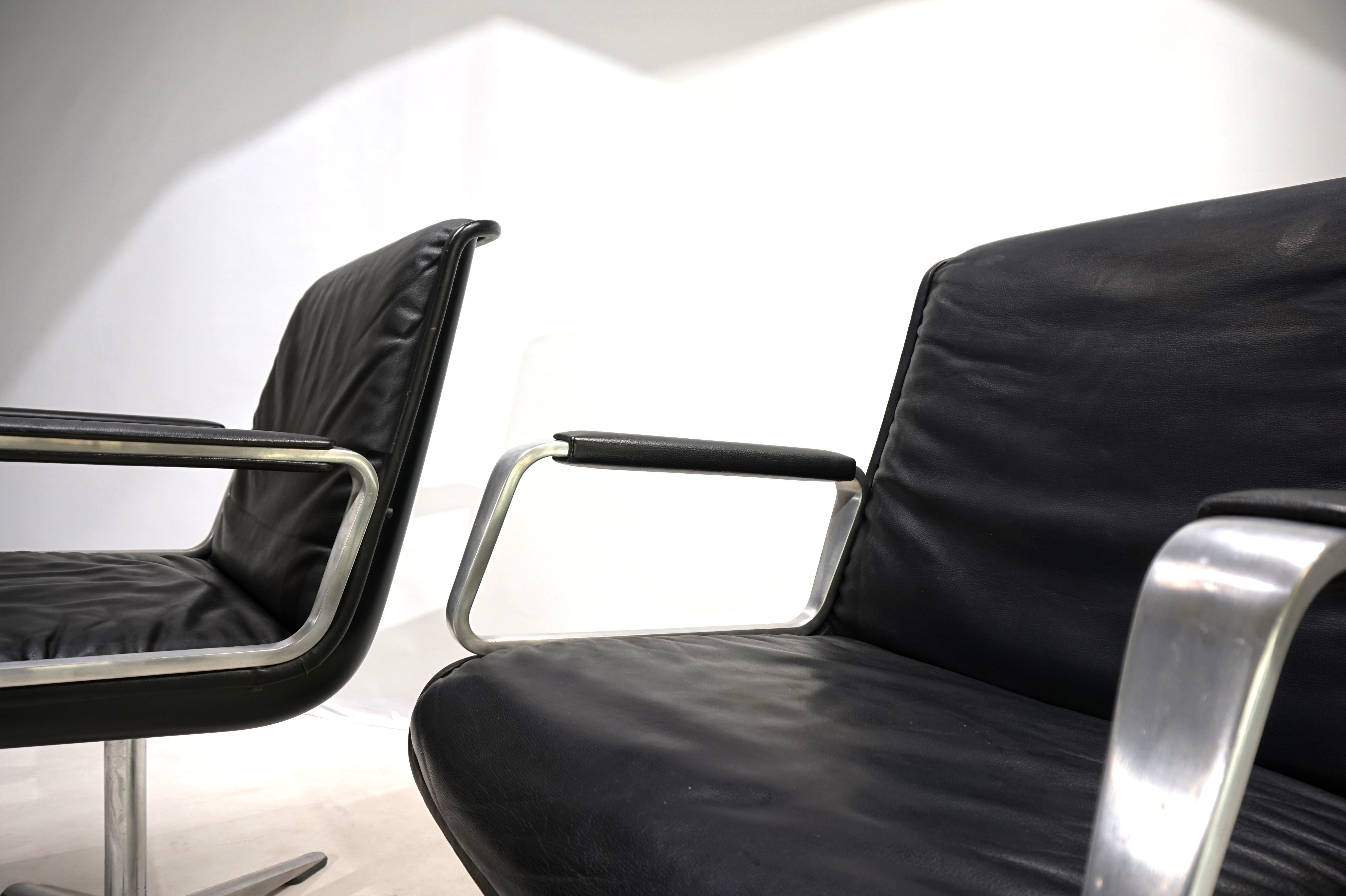 Ensemble de 2 chaises de conférence/de salle à manger Wilkhahn Delta du groupe Delta en vente 10
