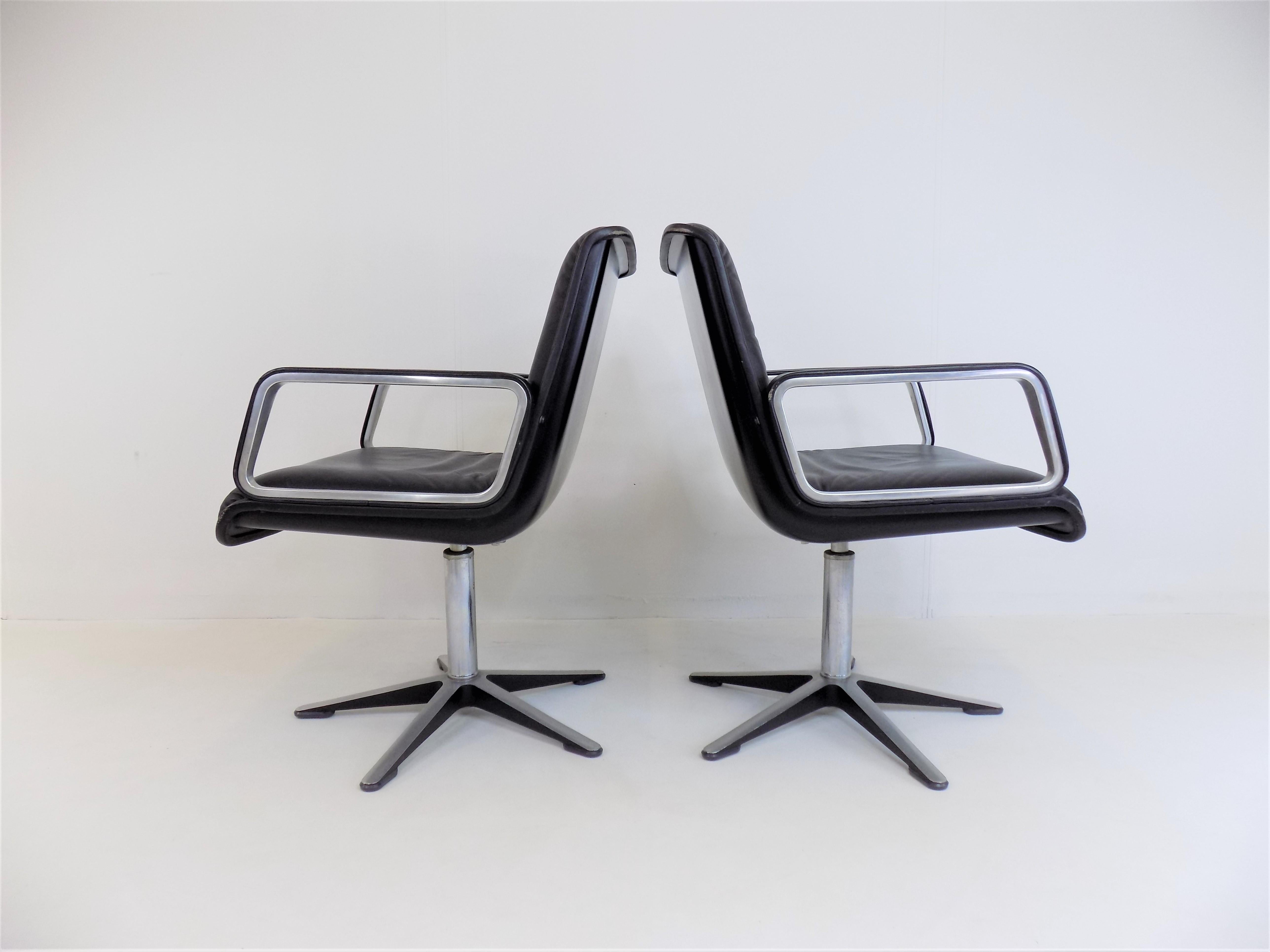 Wilkhahn Delta set of 2 dining/conference chairs from Delta Group In Good Condition In Ludwigslust, DE