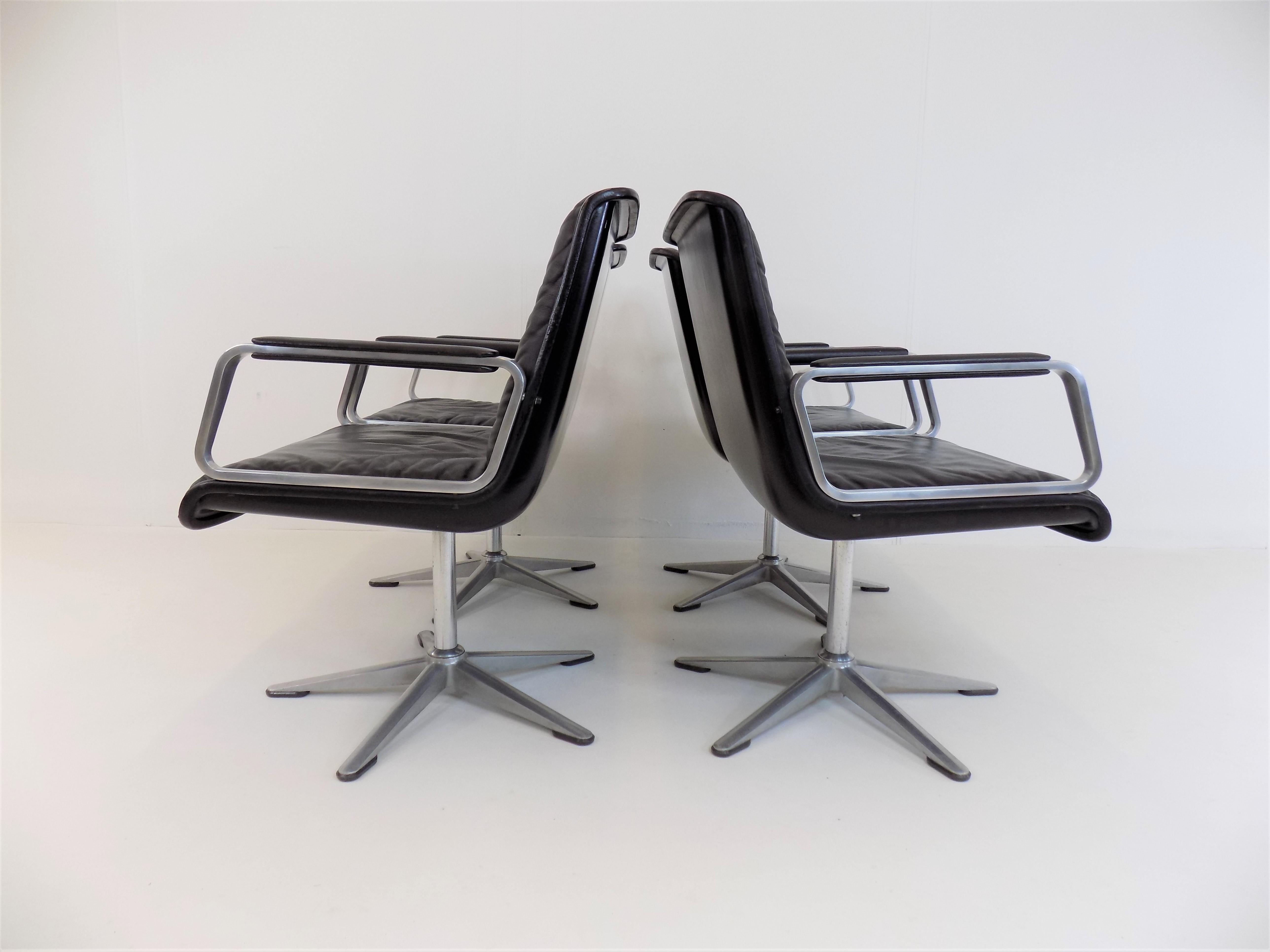 Wilkhahn Delta Set of 4 Dining / Conference Chairs from Delta Group In Good Condition For Sale In Ludwigslust, DE