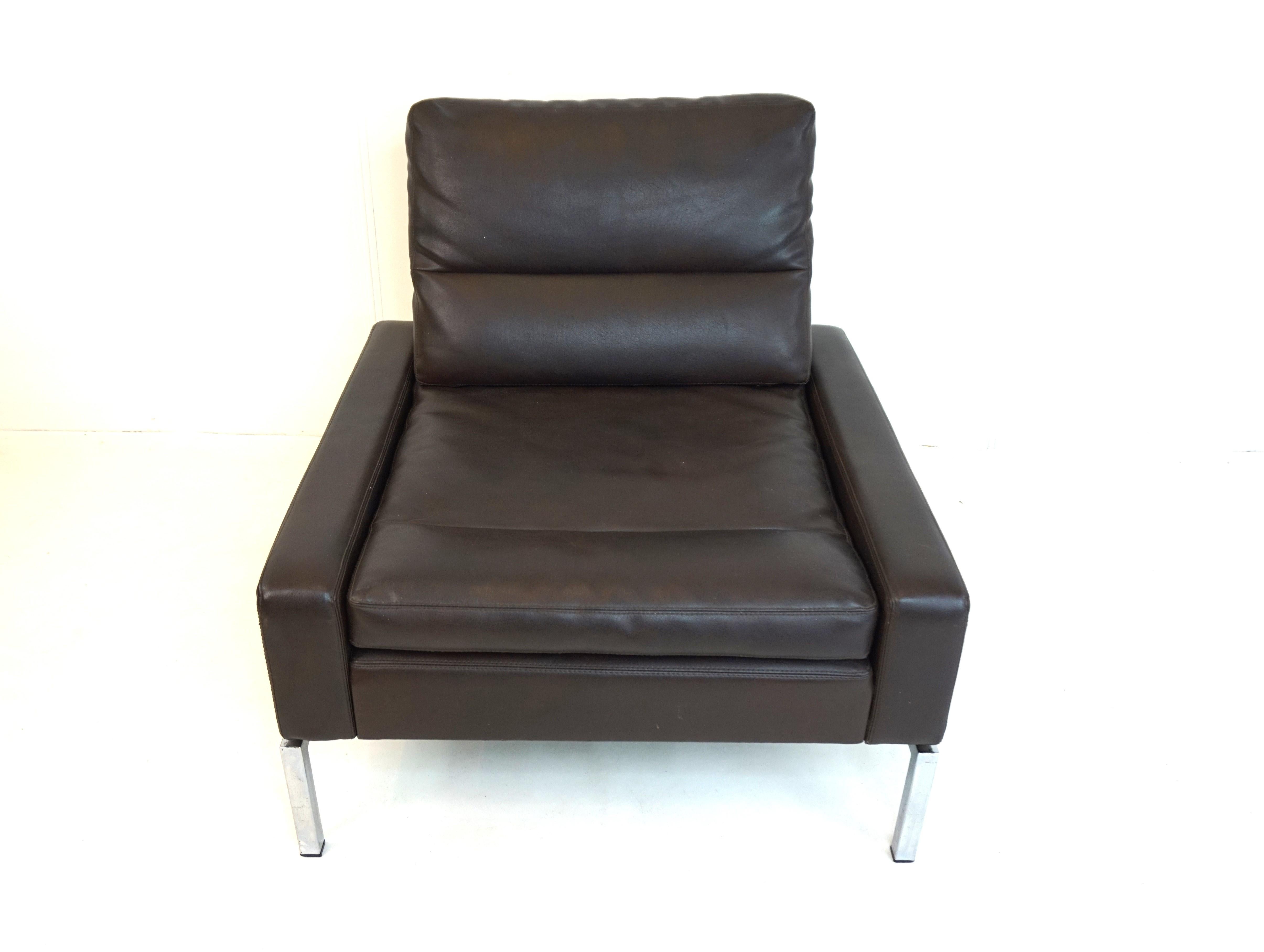 Wilkhahn Series 800 leather armchair by Hans Peter Piel For Sale 3
