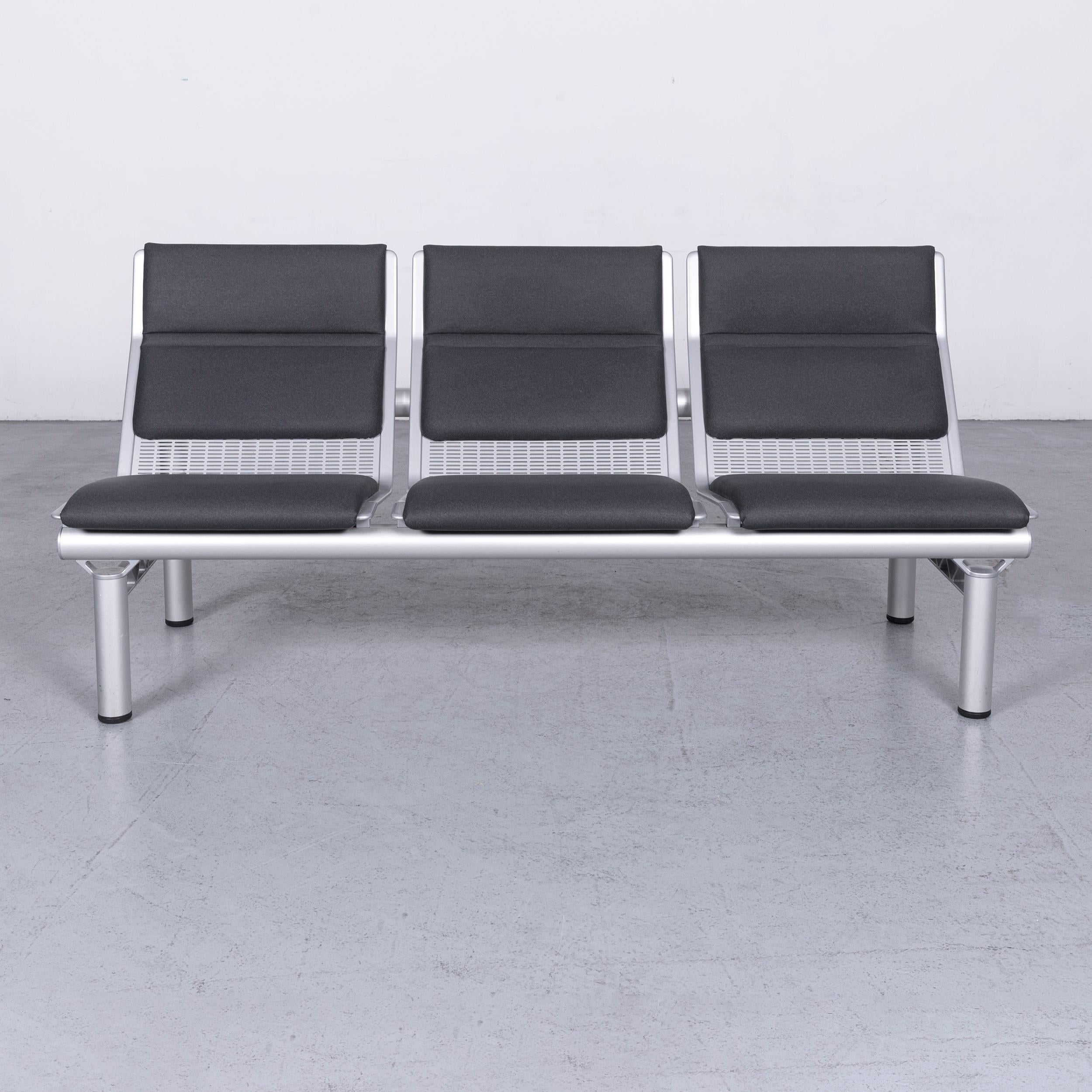 We bring to you a Wilkhahn Tubis designer fabric sofa set three-seat bank anthracit.