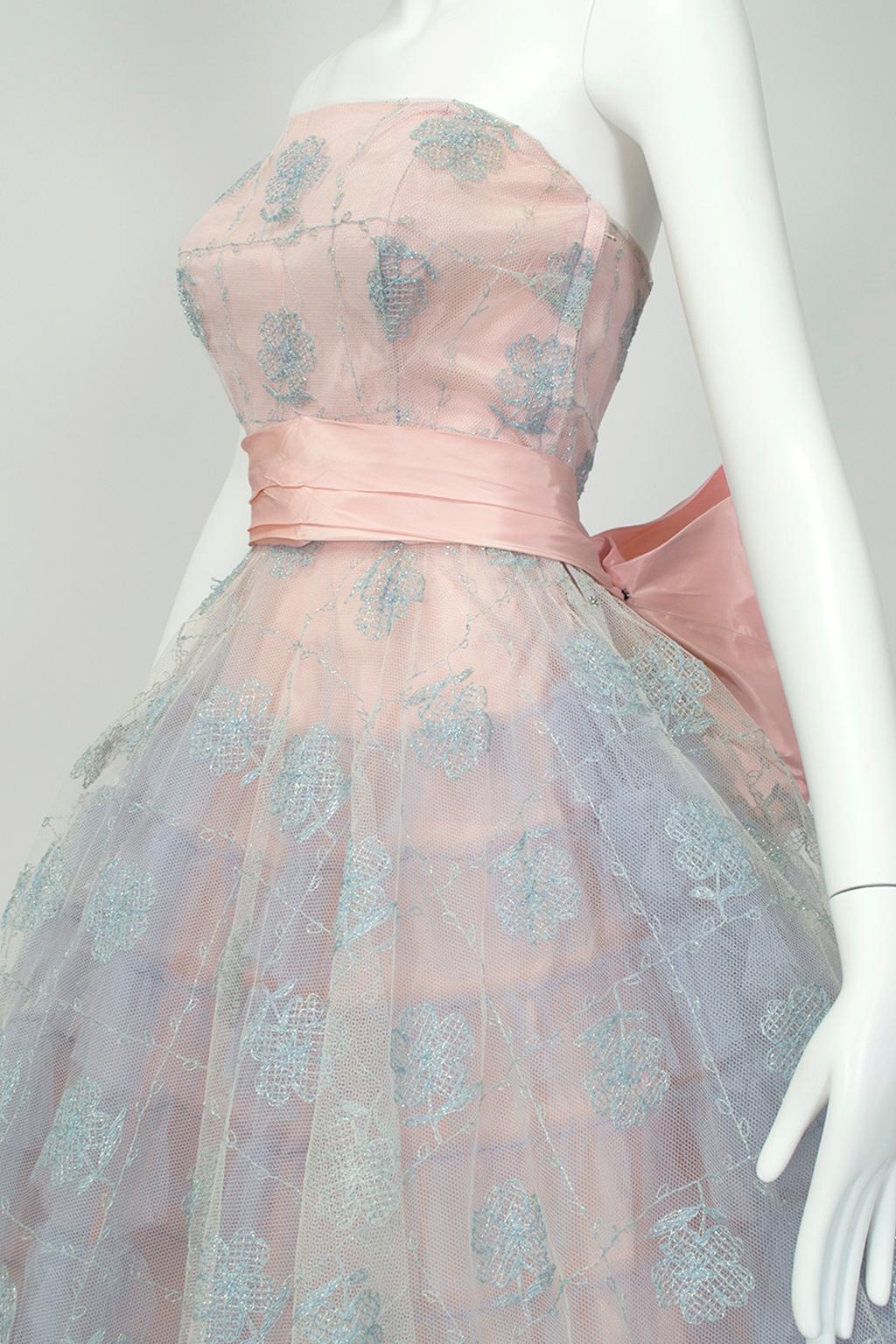 Will Steinman New Look Rosa Blaues trägerloses Bouffant-Partykleid mit Schleife und trägerlosem Rückenschleife-S, 1950 im Angebot 2