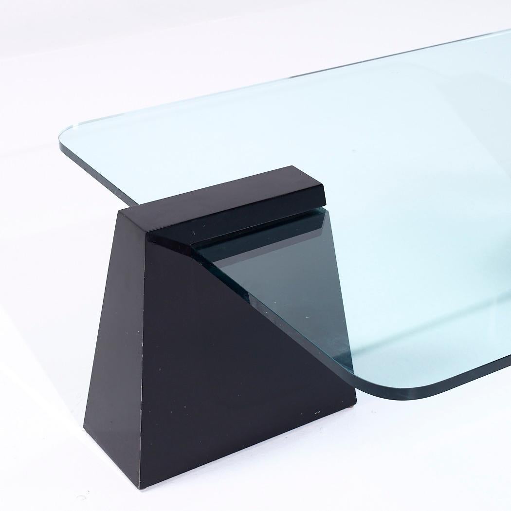 Will Stone Stil Mid Century Glas und schwarzer Lack Couchtisch (amerikanisch) im Angebot