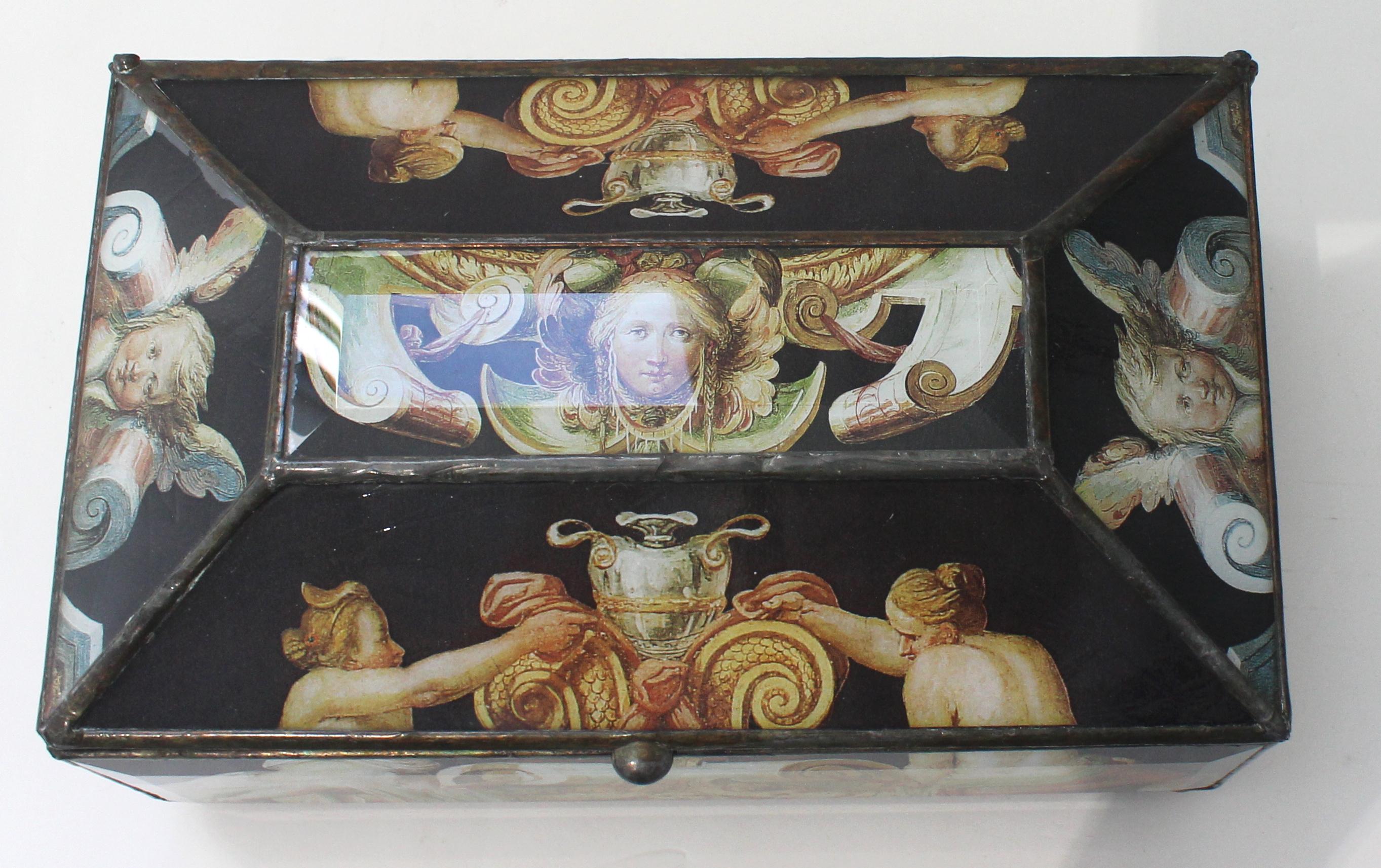Willan F Decoupaged Jewelry Box In Good Condition For Sale In West Palm Beach, FL