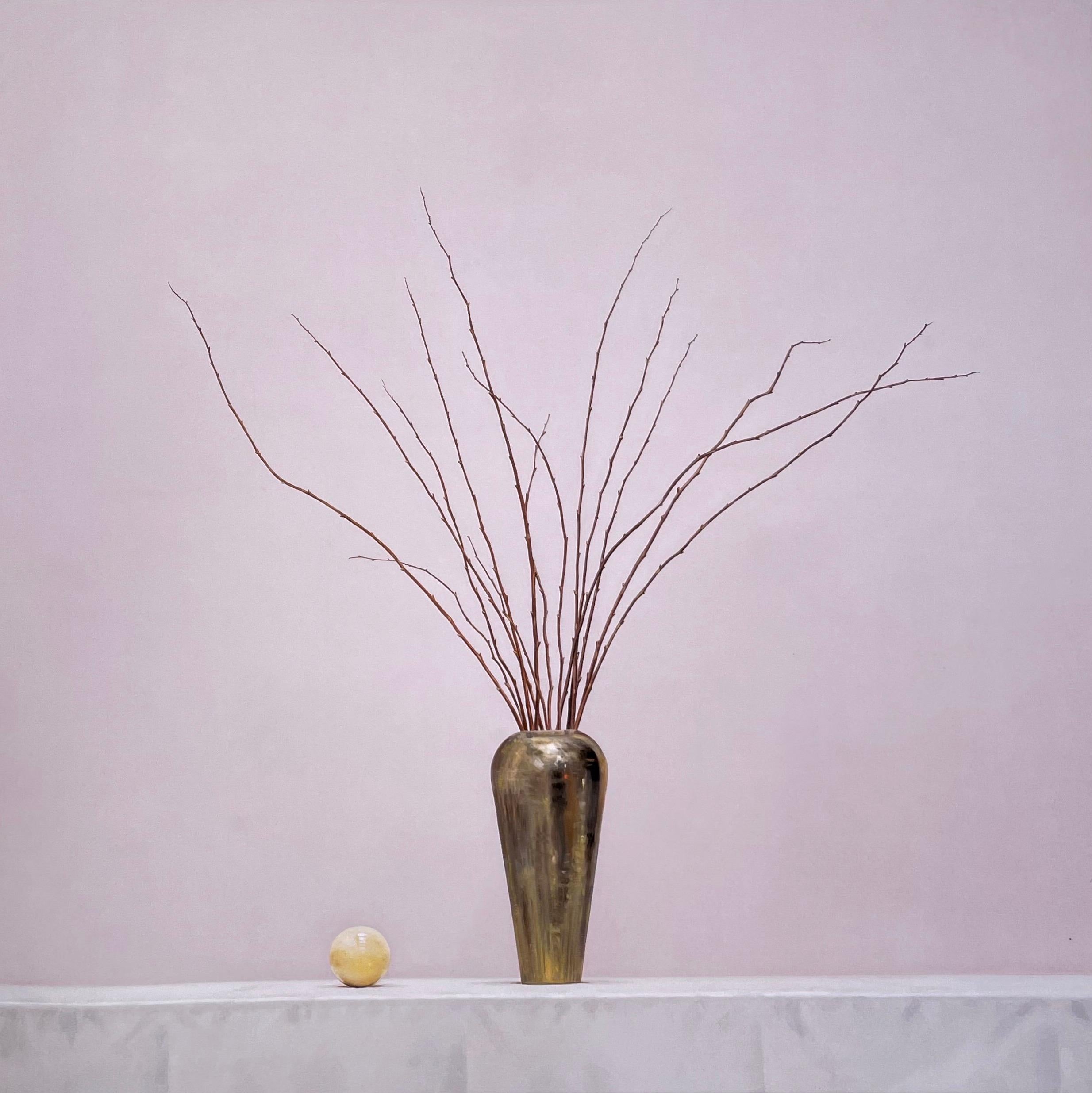 Still-Life Print de Willard Dixon - Naturaleza muerta con bola blanca - ed. ltda. impresión sobre papel