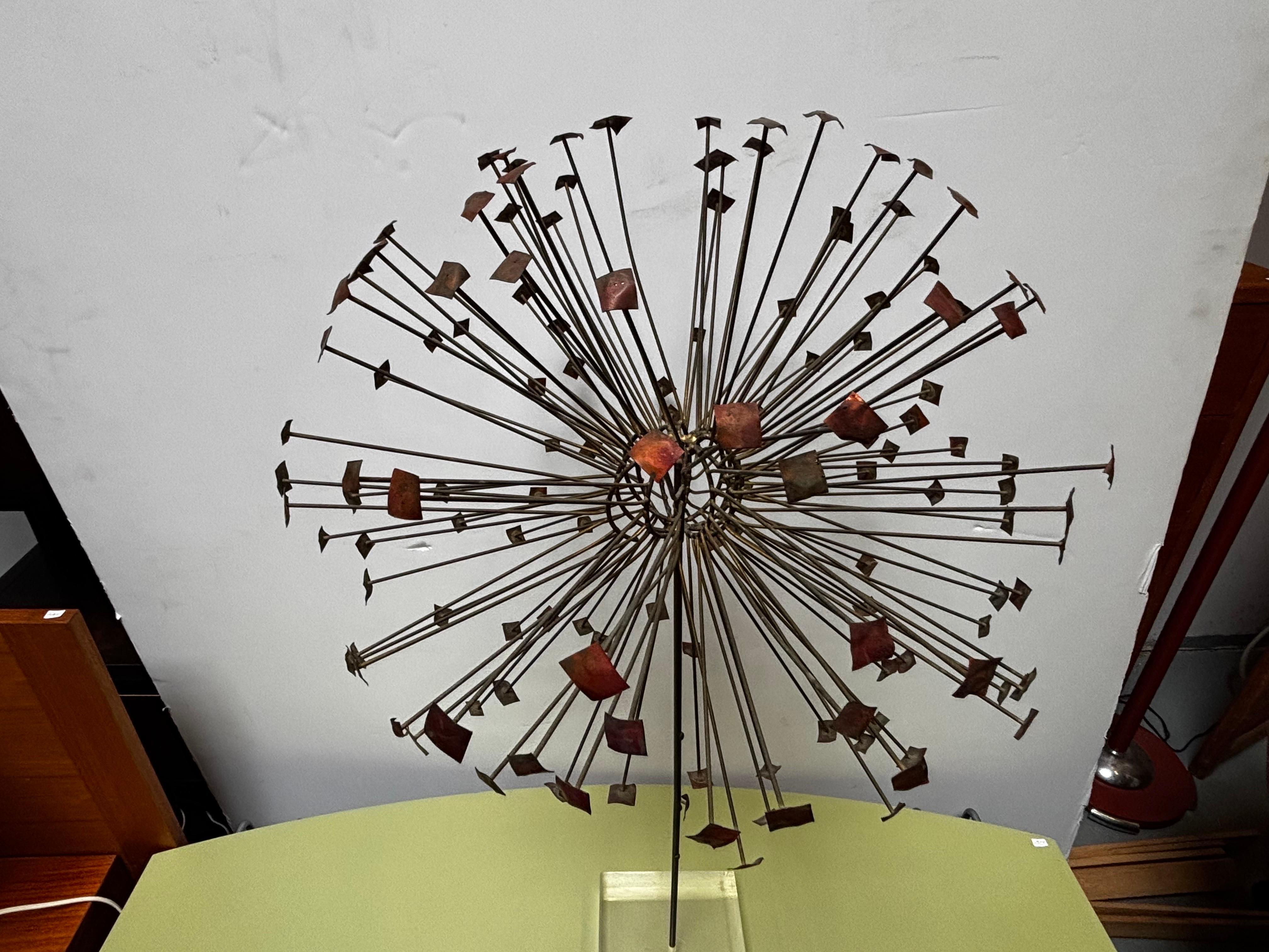 Willem DeGroot Löwenzahn-Tischskulptur im Angebot 1